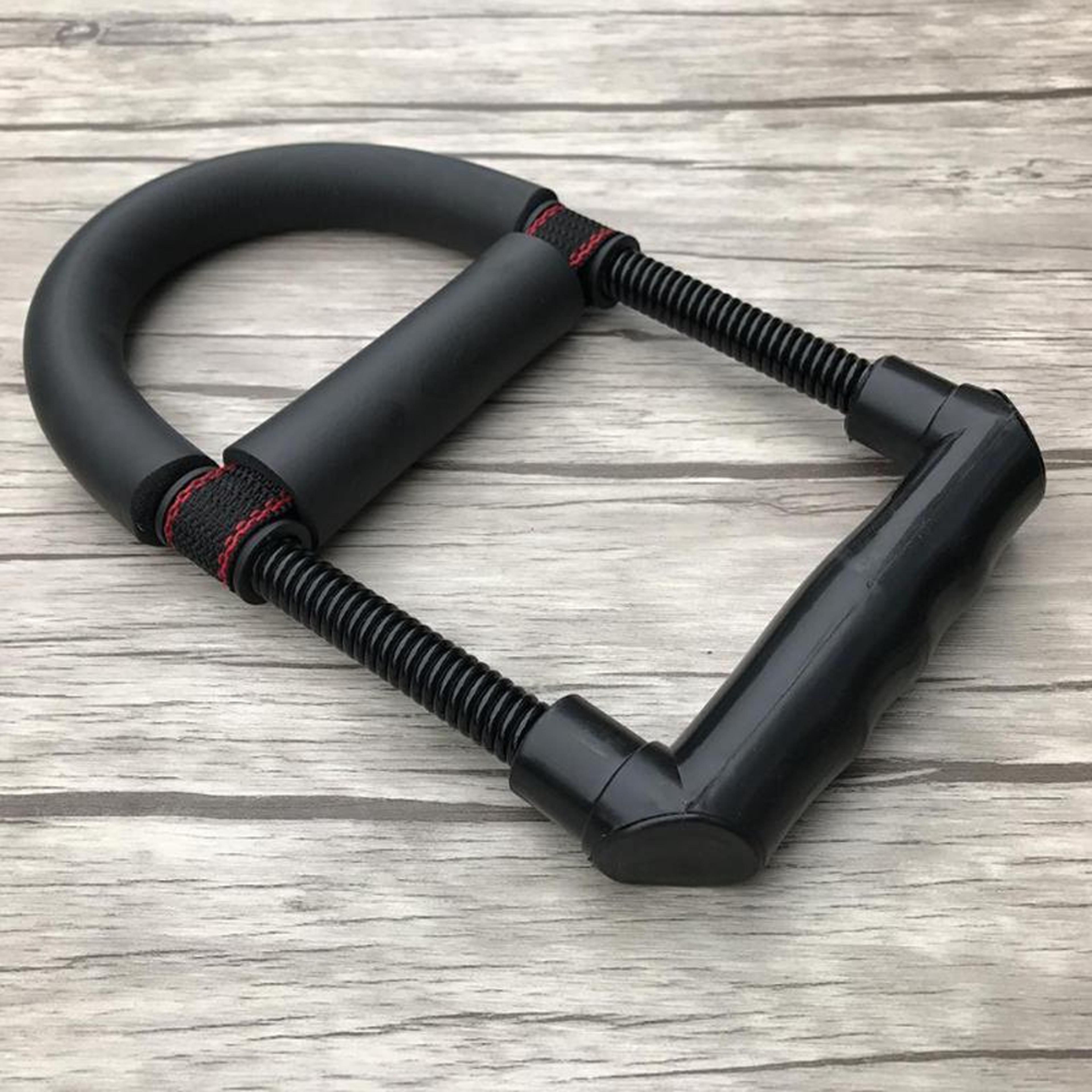 Ergonomic wrist trainer for comfortable workouts