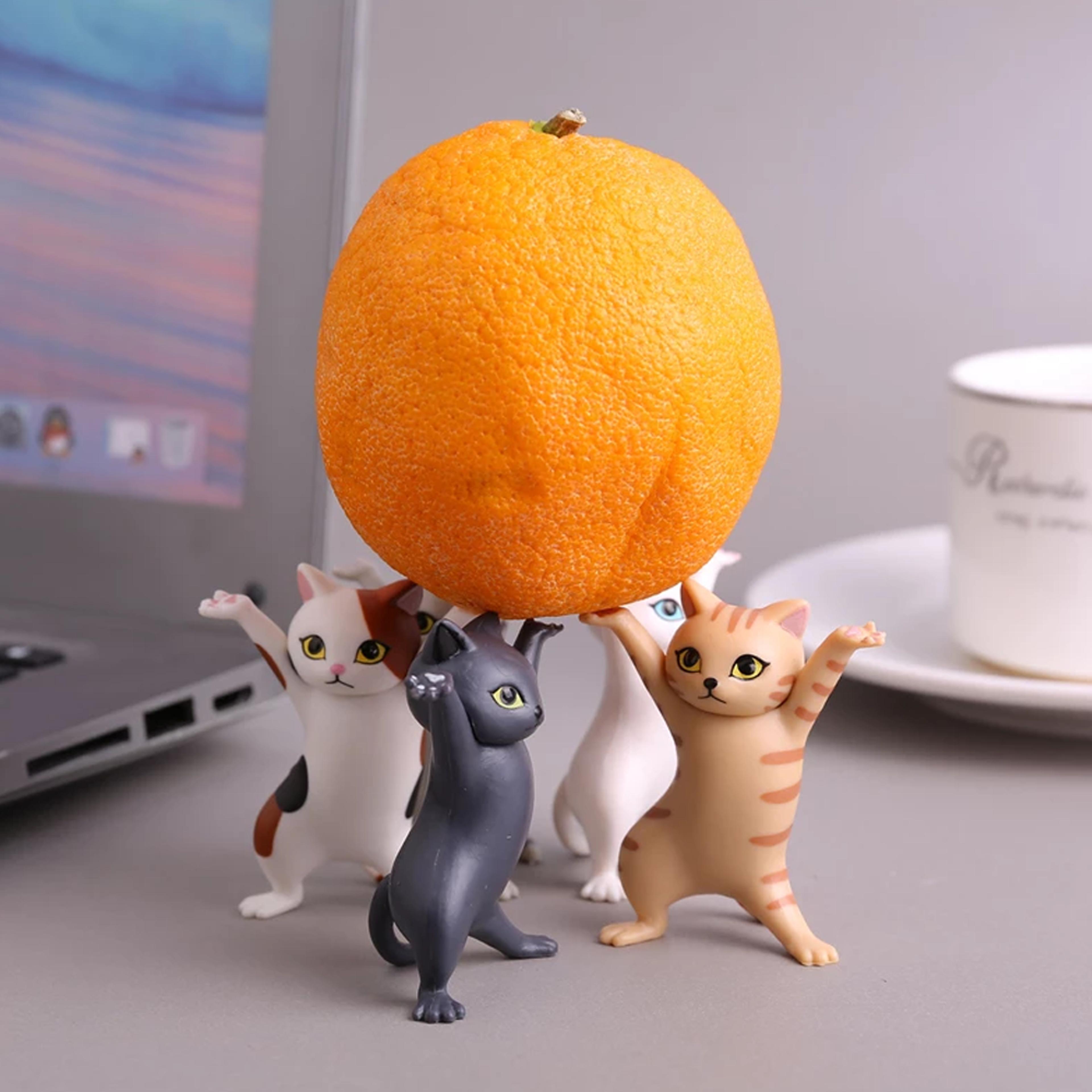 Funny Sassy Dancing Cat Airpod Holder4