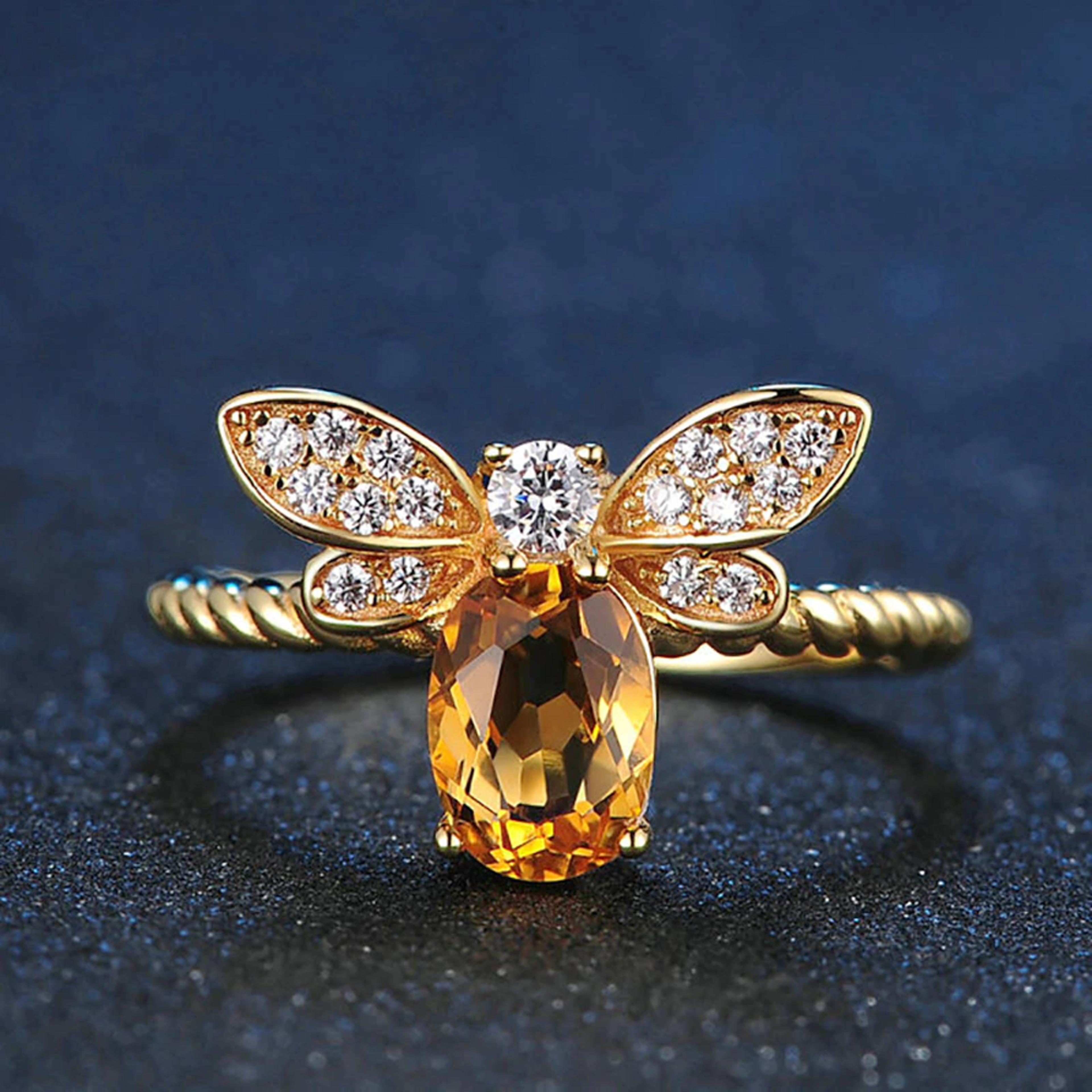 gold bee ring