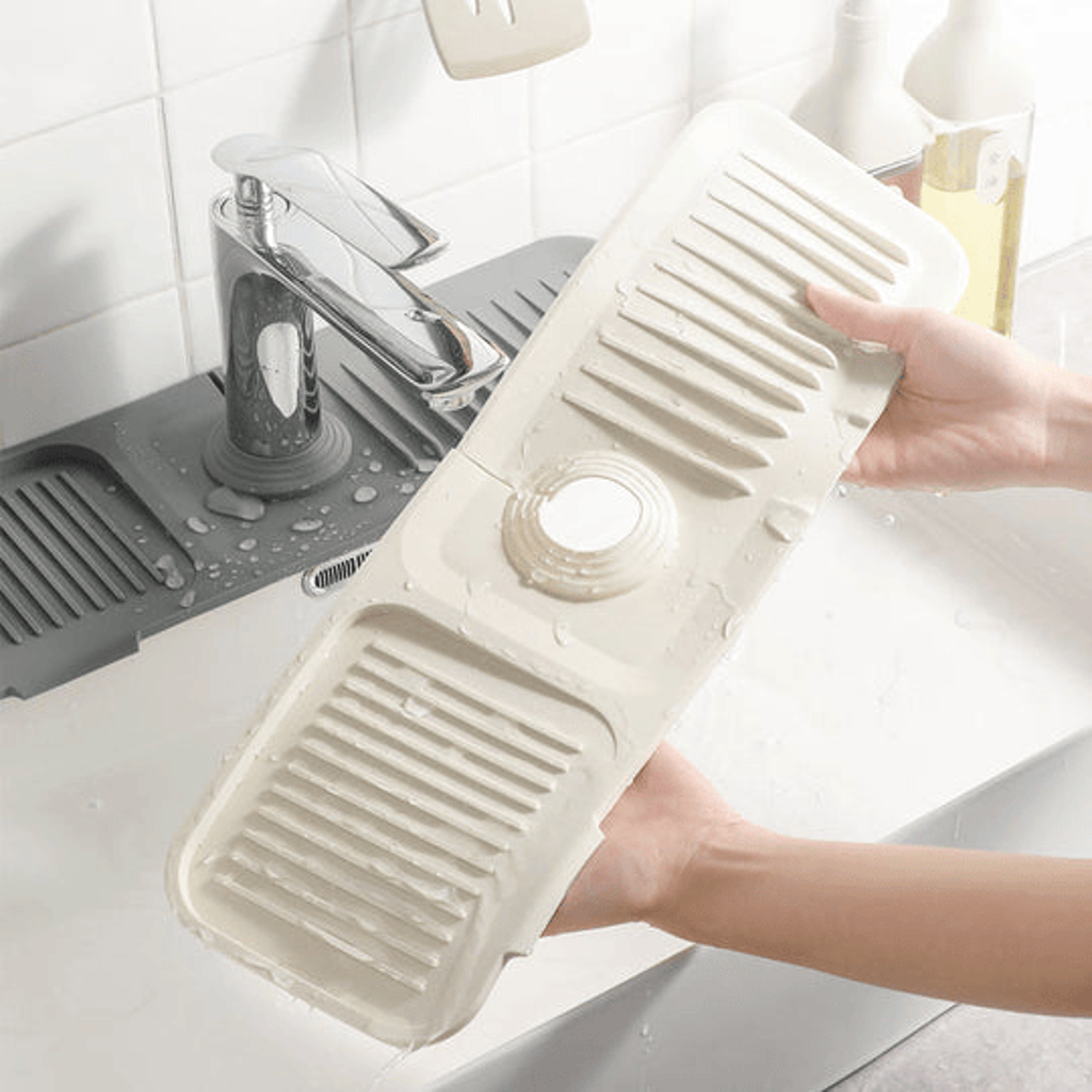 silicone draining mat, kitchen sink faucet splash guard behind faucet, longer faucet draining mat