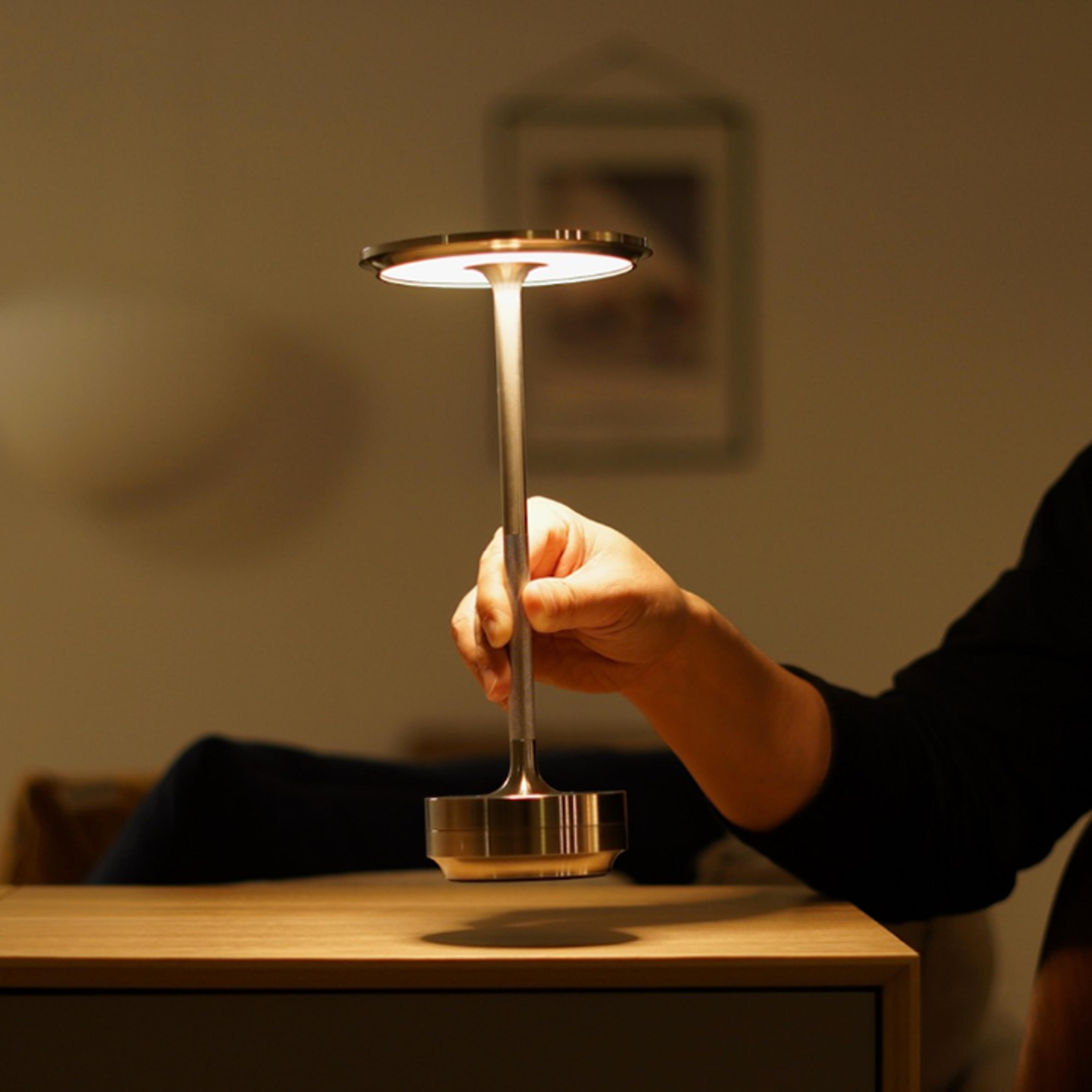 Metallic Cordless Rechargeable Waterproof Table Lamp 1