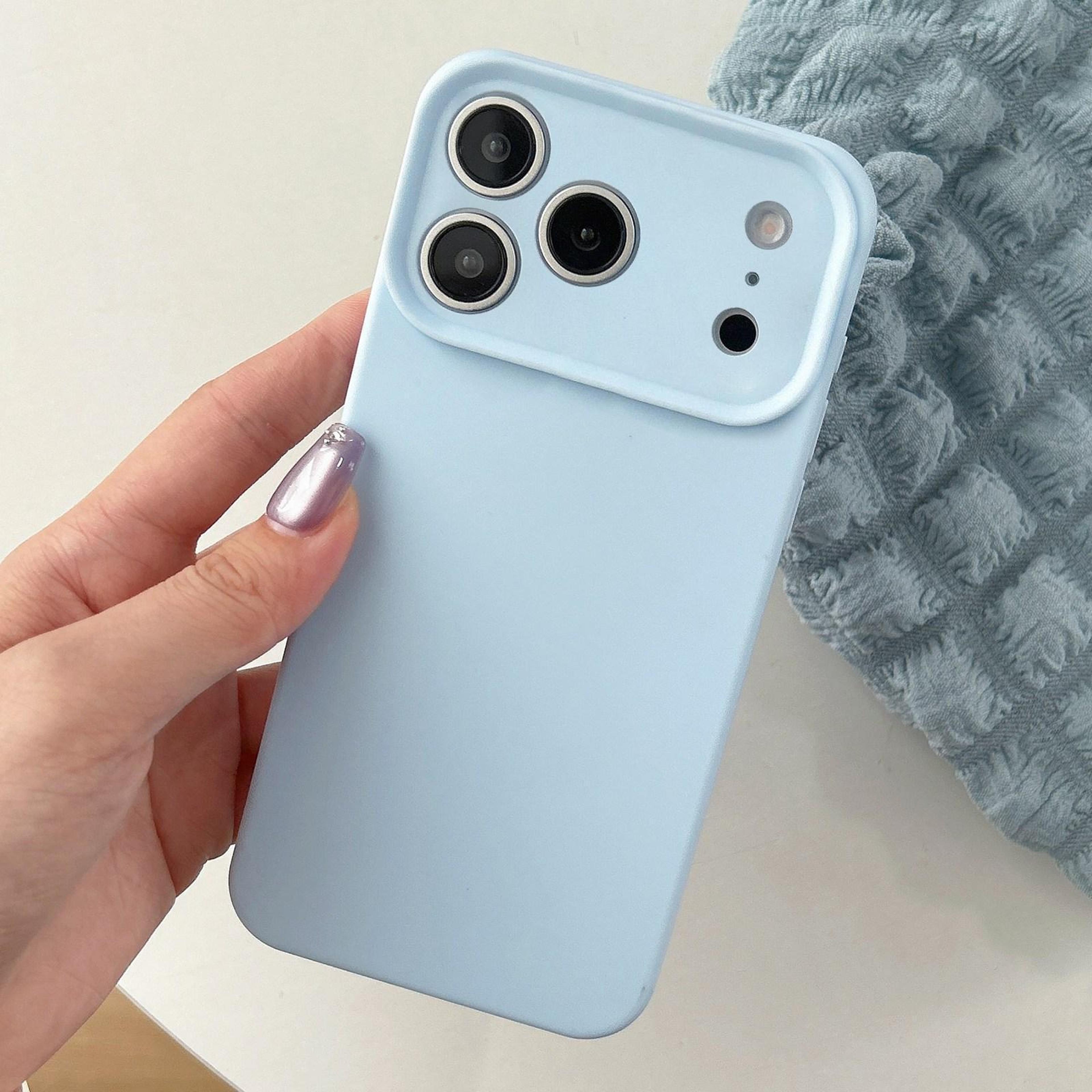 IPhone 17 Pro Slim Silicone Case With Camera Protection Anti Fingerprint Grip 0