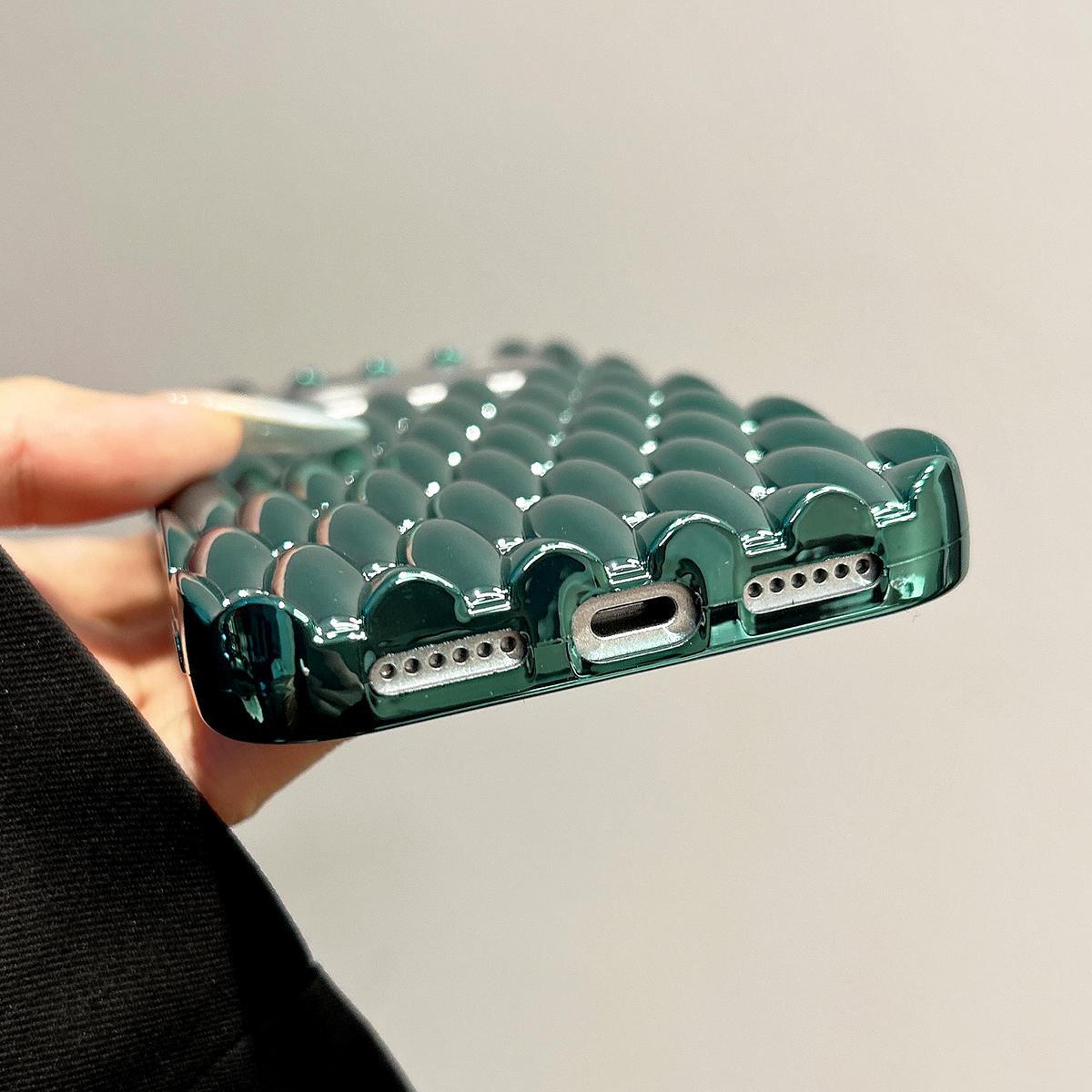 Twisted Texture IPhone 18 Pro Case With Hollow Heat Dissipation TPU Protection 3