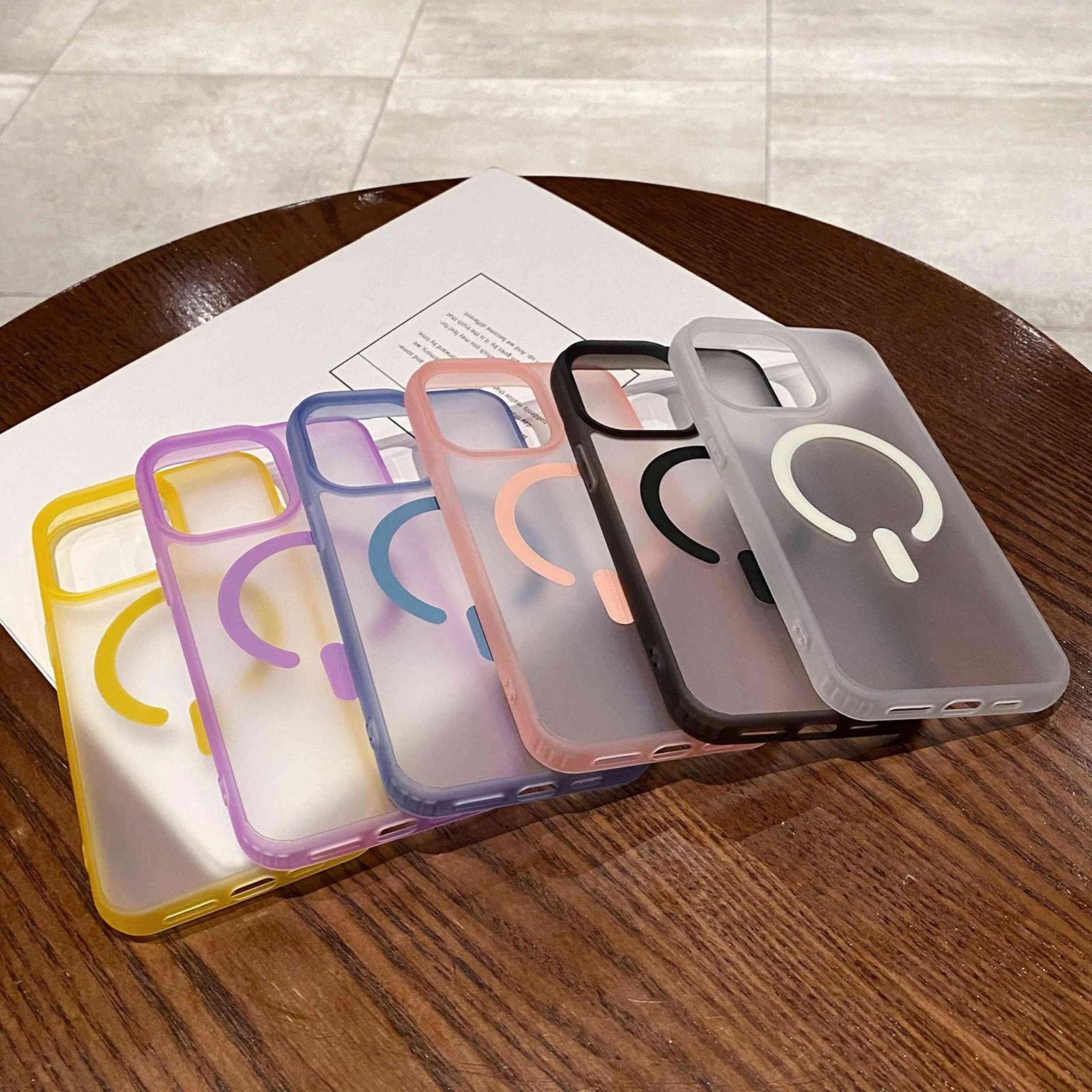 DualSide Frosted Clear Phone Case For 18 Pro Max With Magnetic Charging Compatibility 1