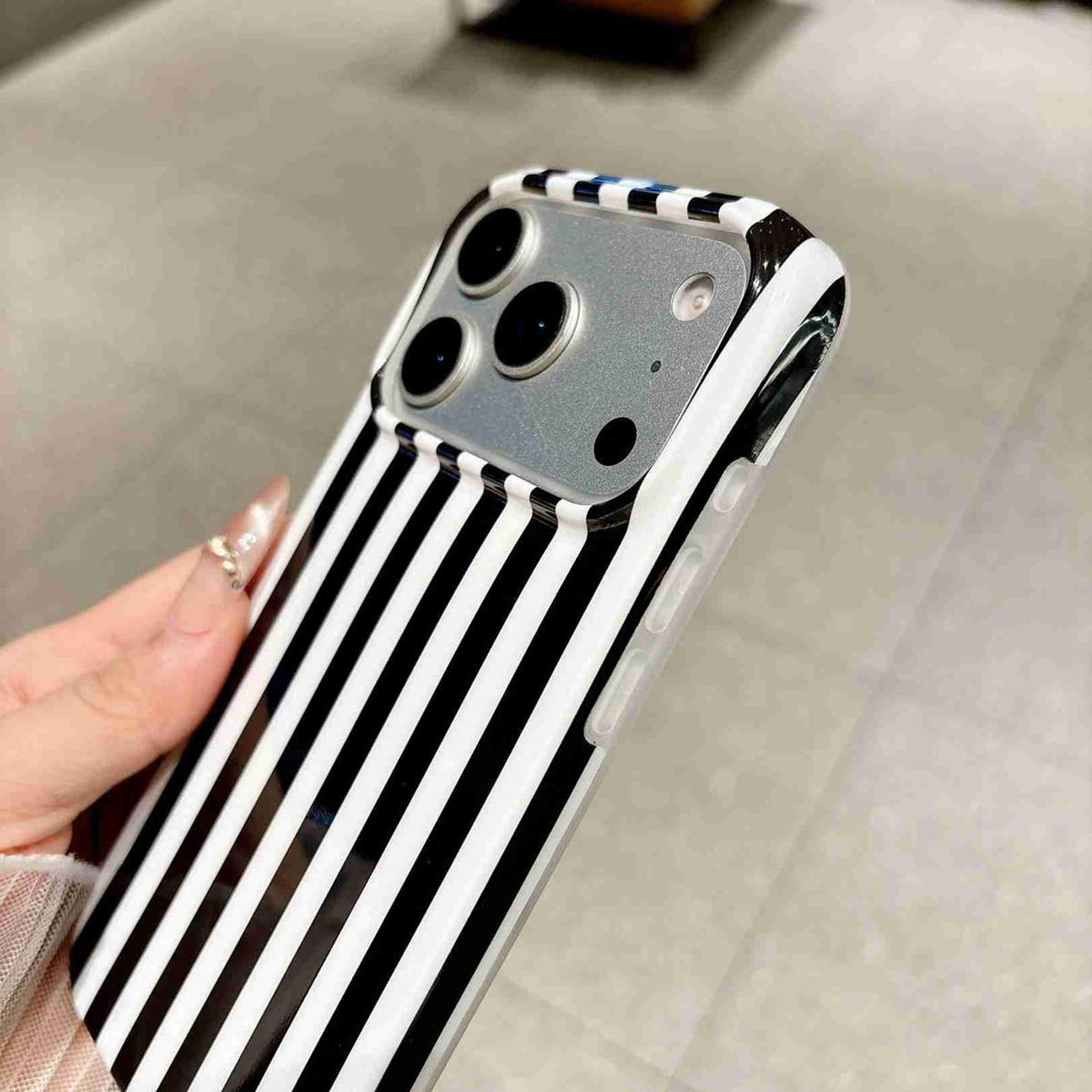 Full Coverage IMD Printed Vertical Stripe TPU Phone Case For 18 Pro 4