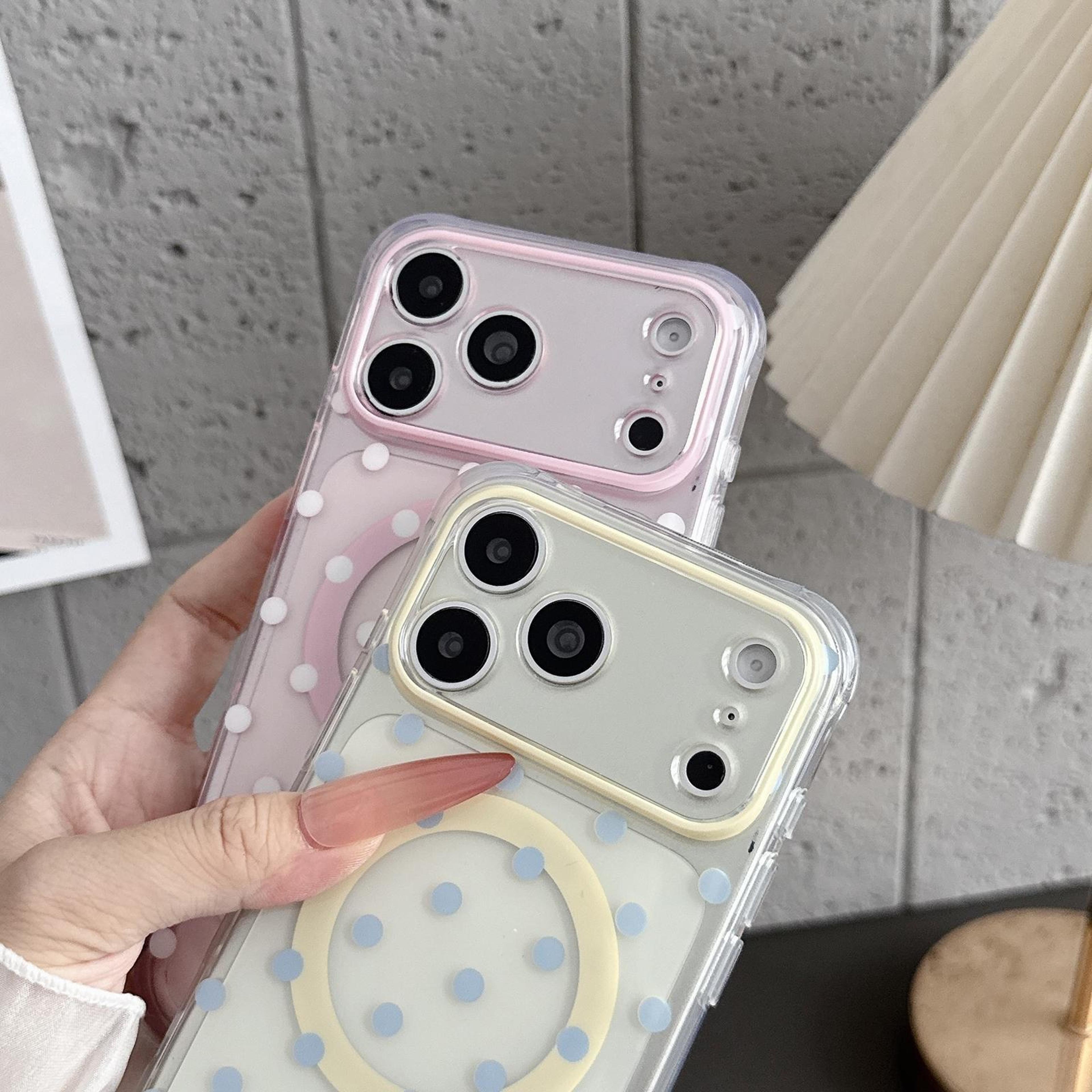 IPhone 18 Pro Max Magnetic Case With Translucent Dots Pattern 3