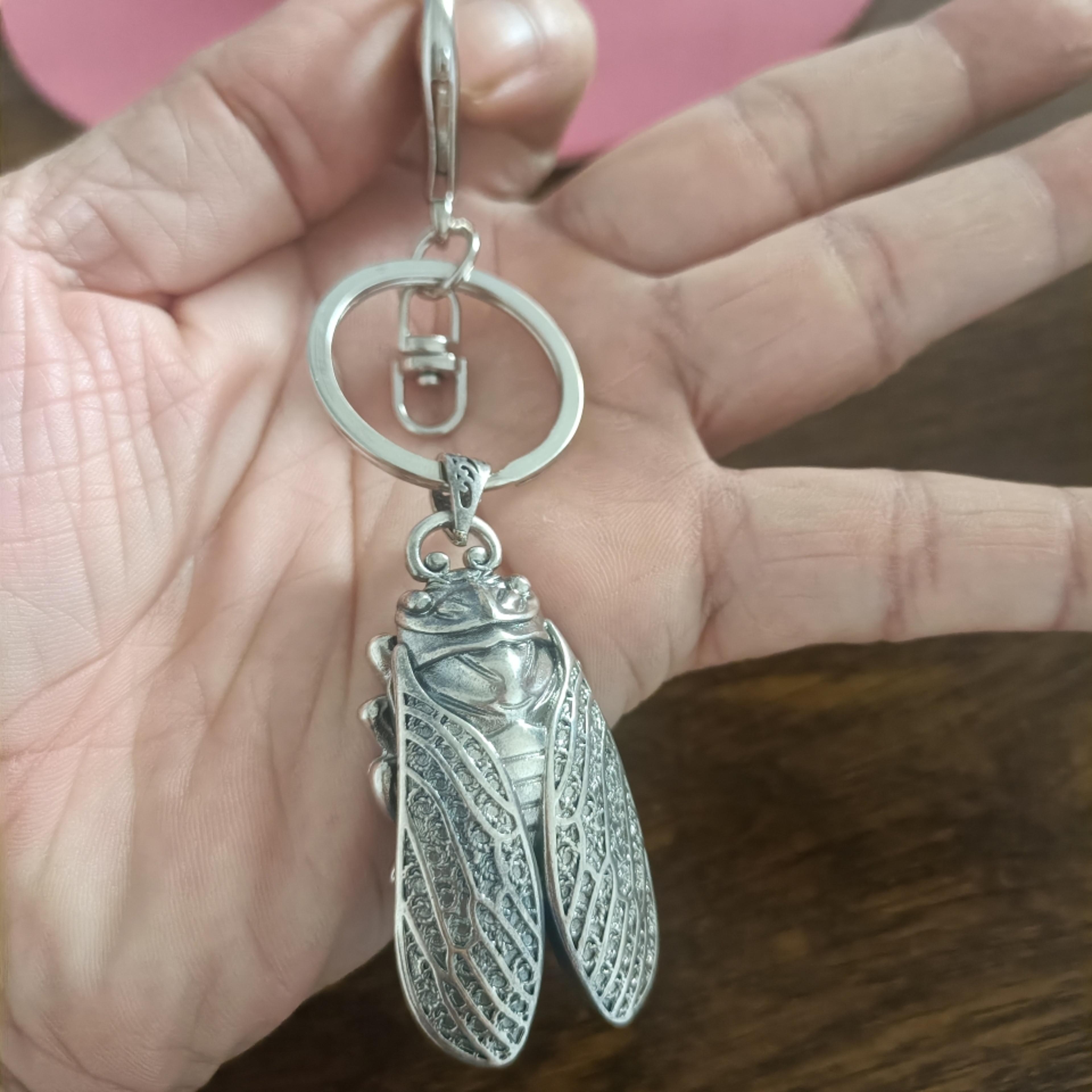 unique silver plated cicada keychain and punk animal key ring for men and women