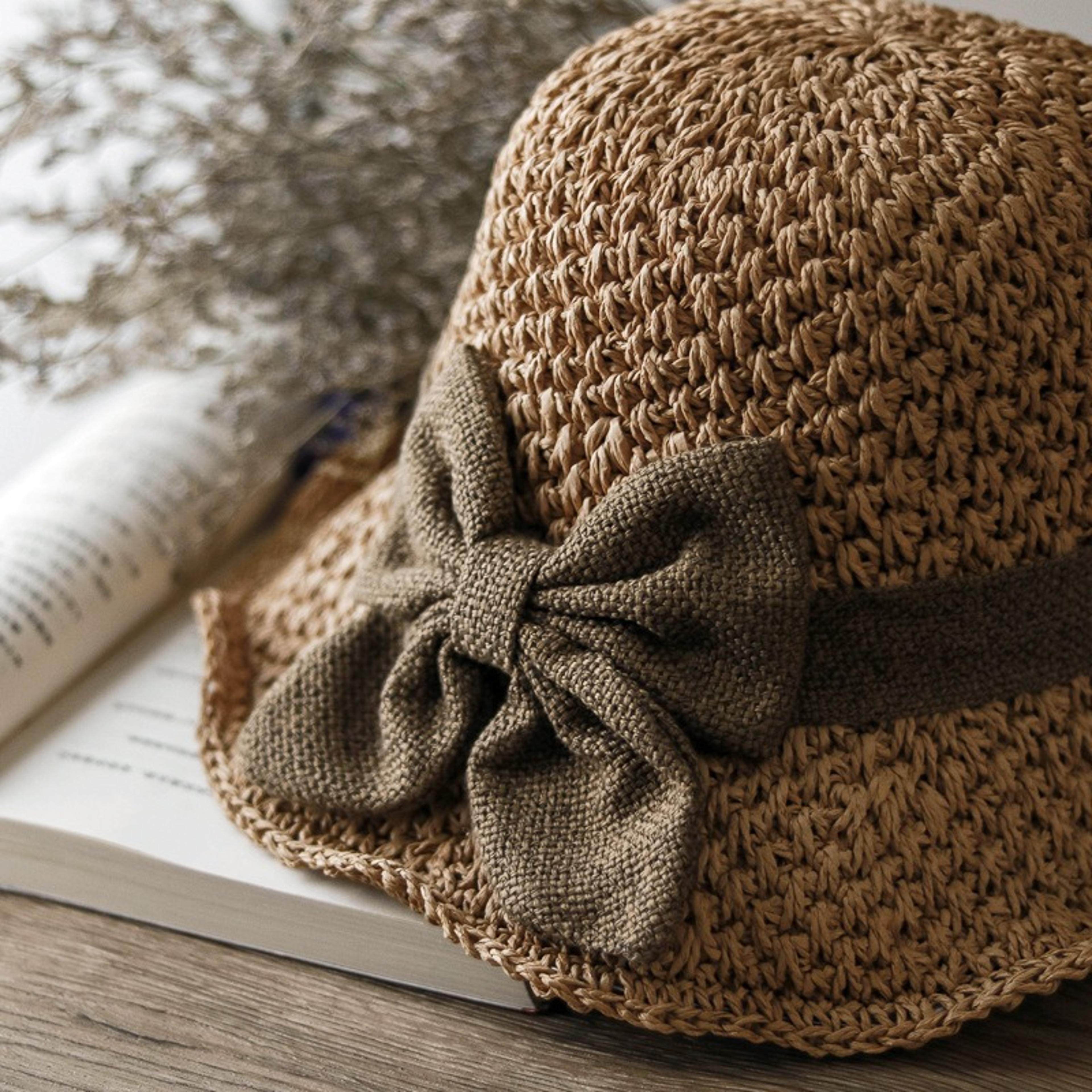 Handcrafted Straw Sun Hat Wide Brim Foldable Beach Hat For Women 3