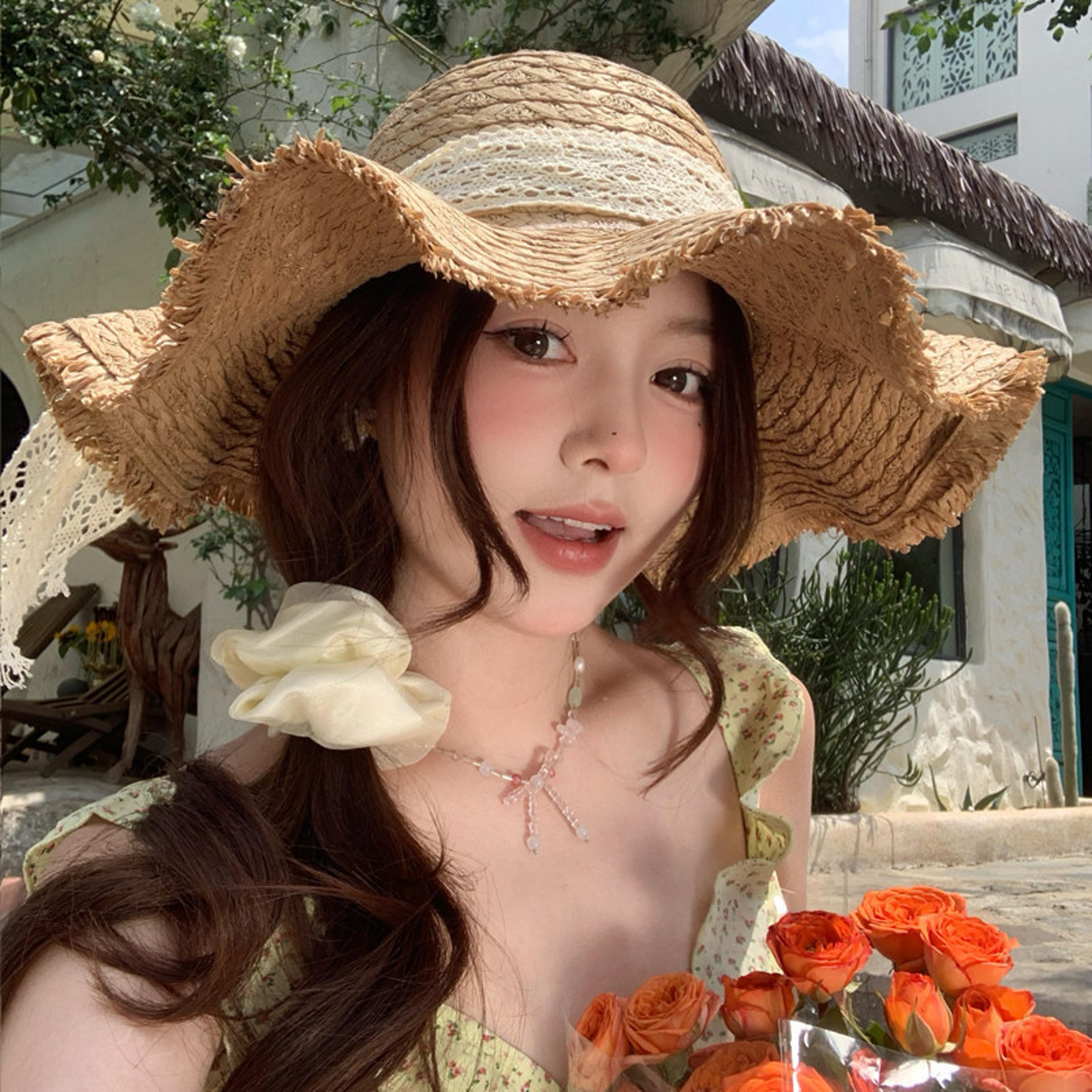 Elegance Large Brim Straw Hat For Beach And Vacation 5