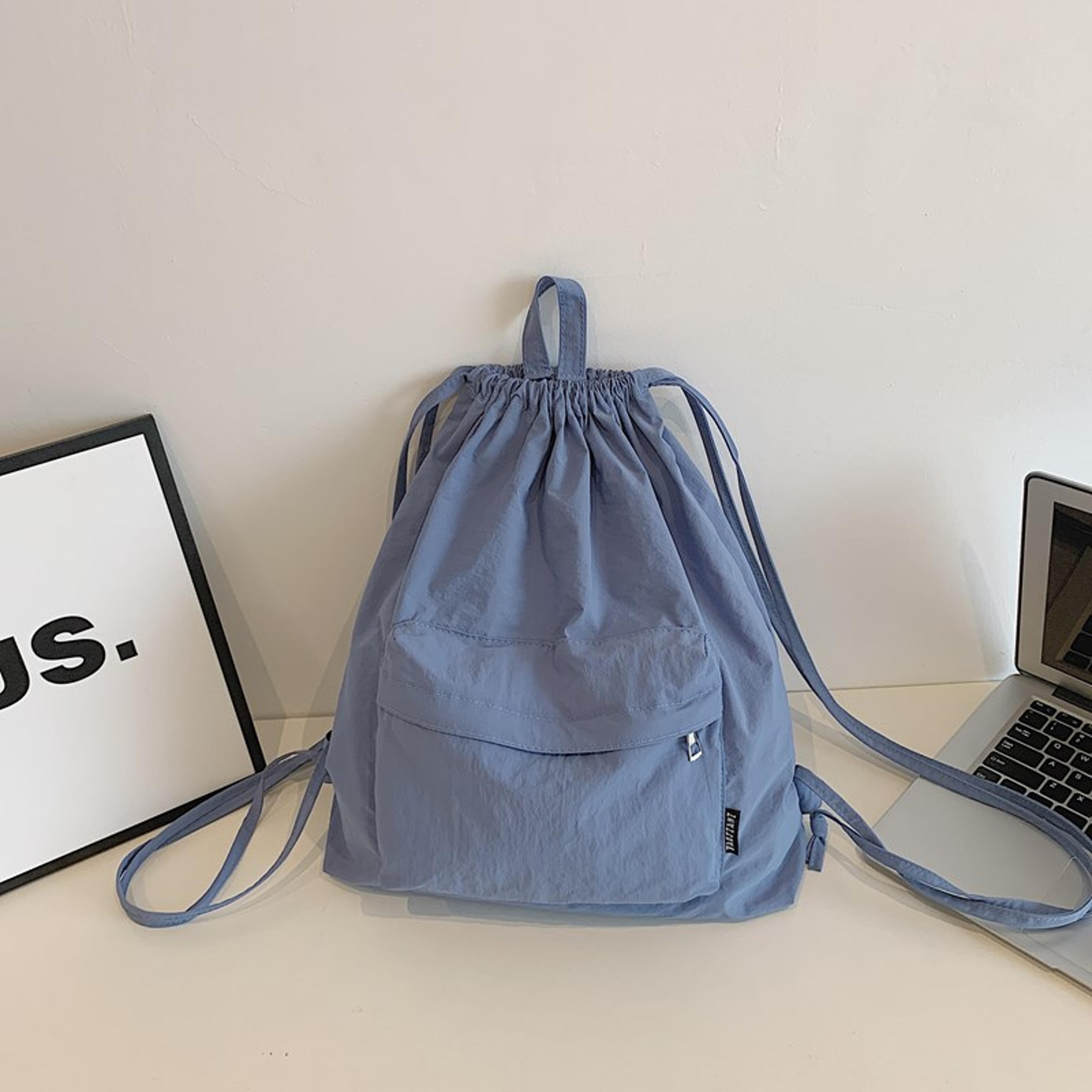 minimalist nylon casual backpack for women