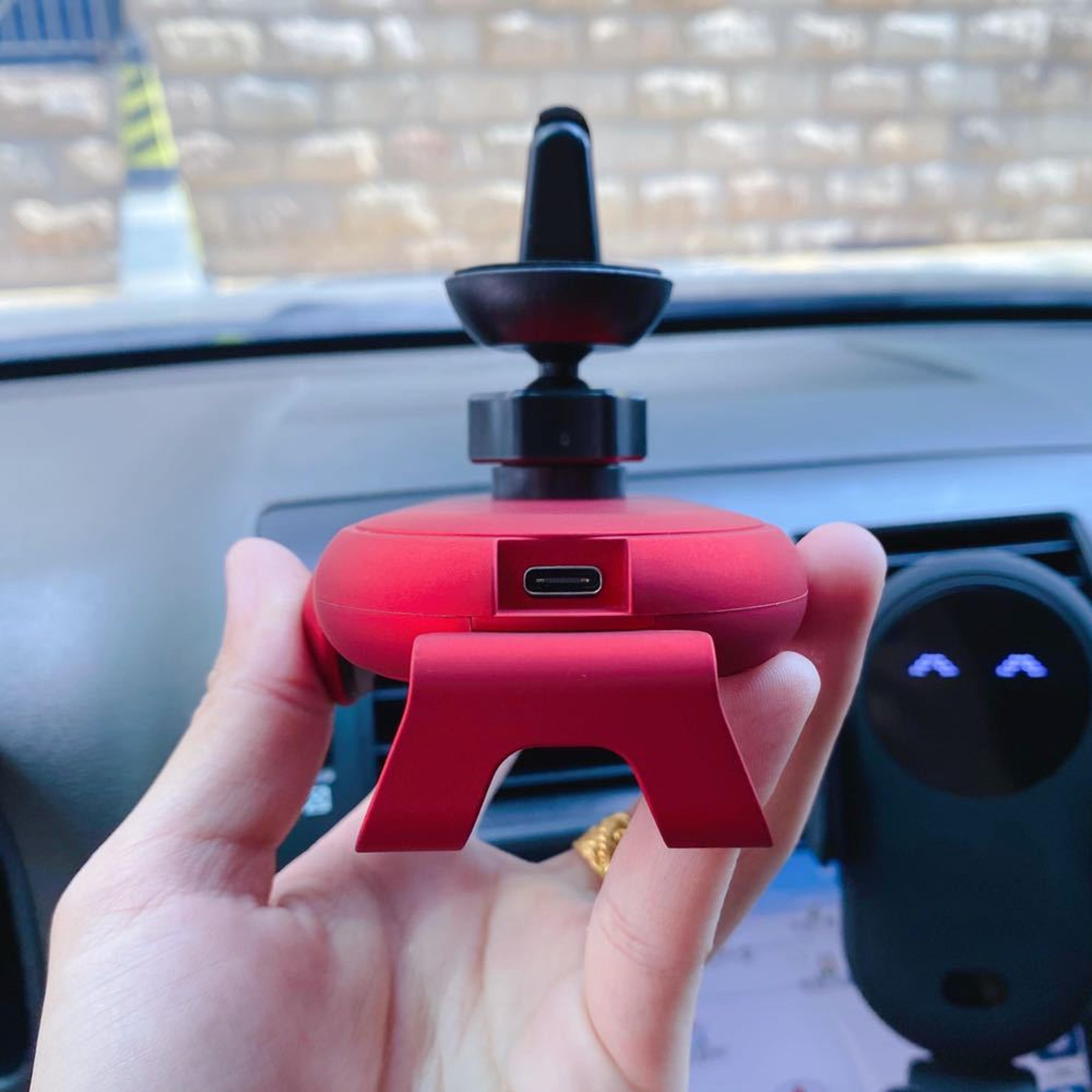 wirelessautosensorcarphoneholdercharger3.png