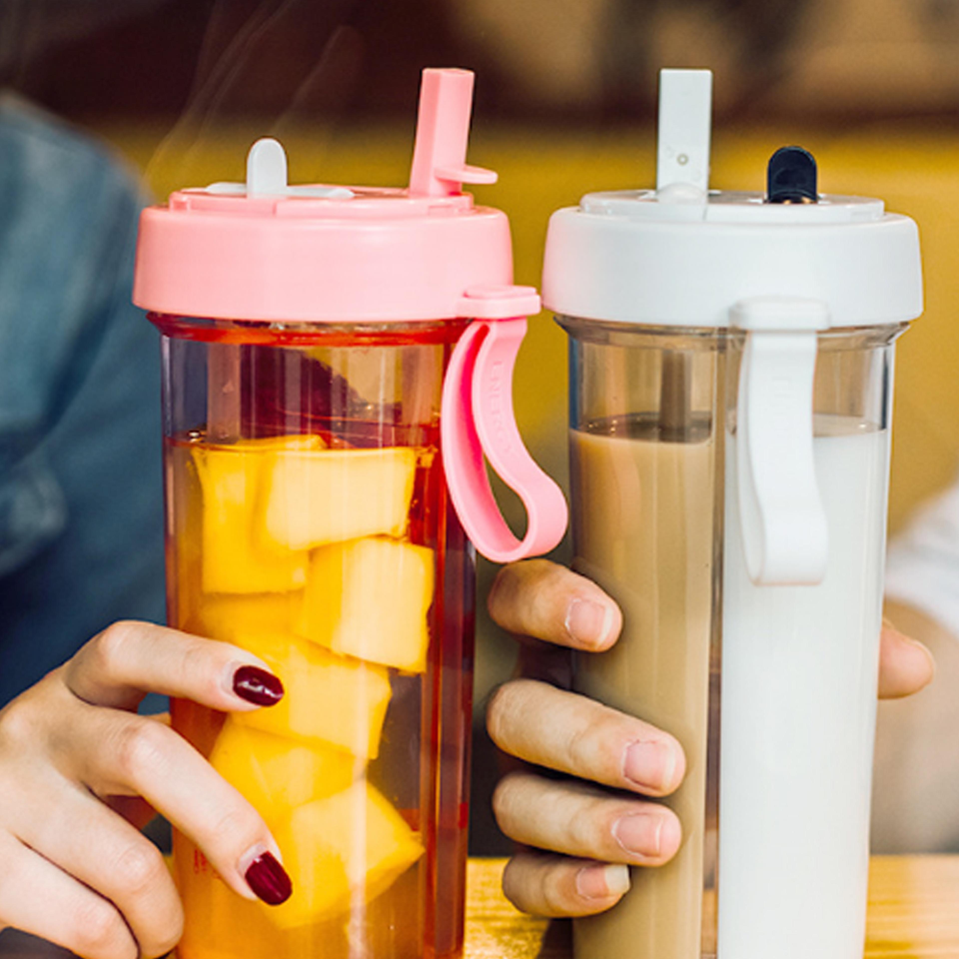 dualtastesdualdrinkwaterbottle7.png