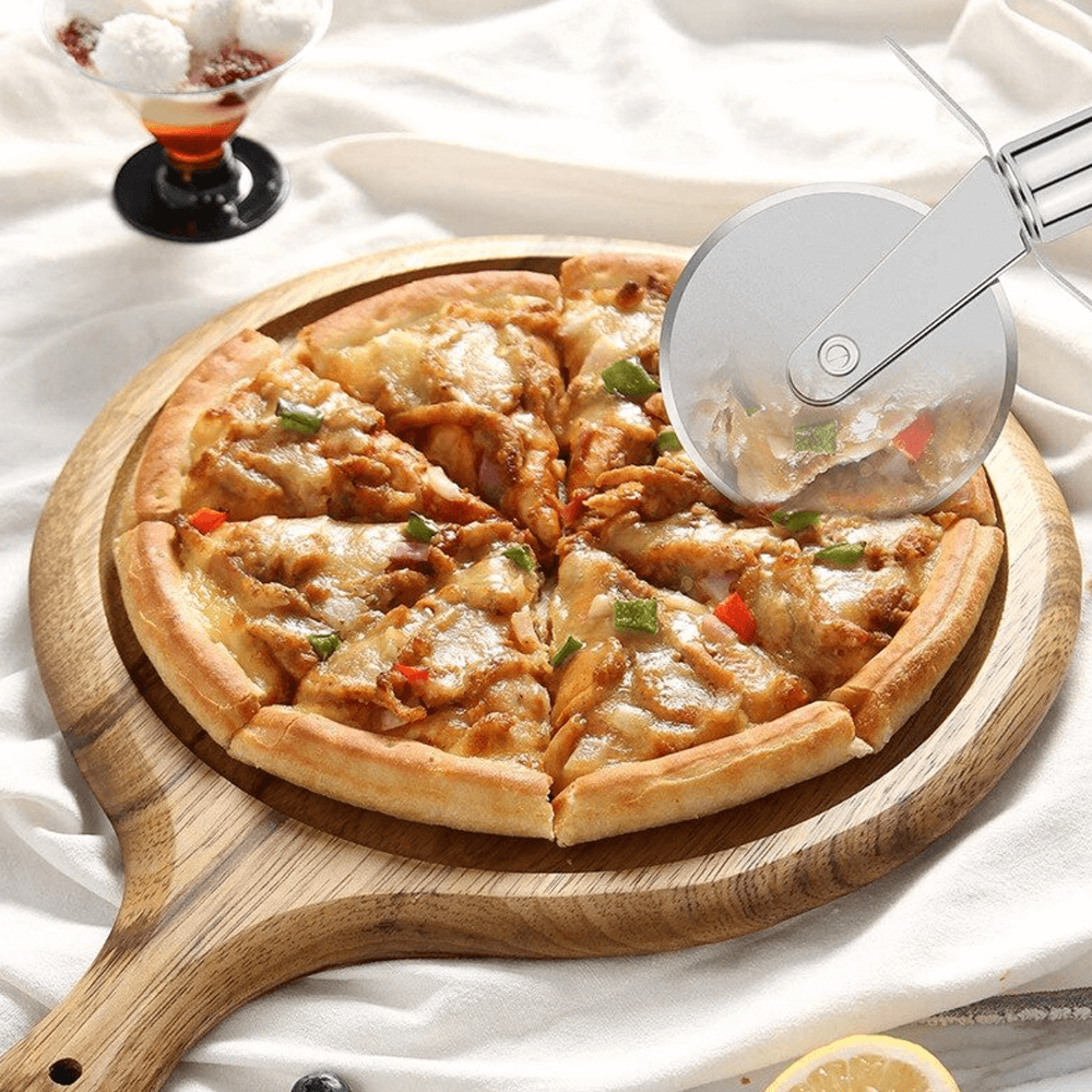 stainlesssteelpizzaroller2.png