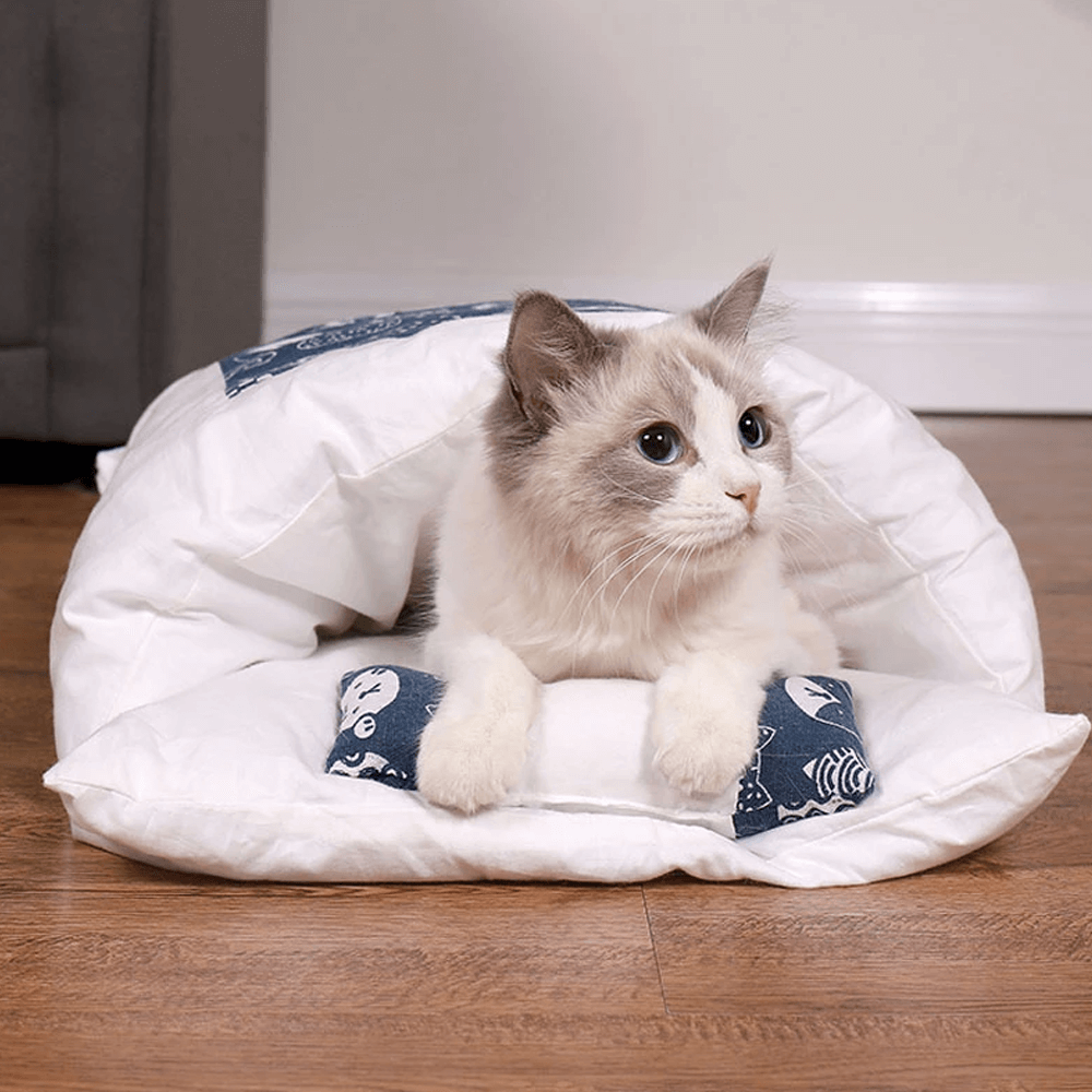 cozy cat & dog comforting calming bed