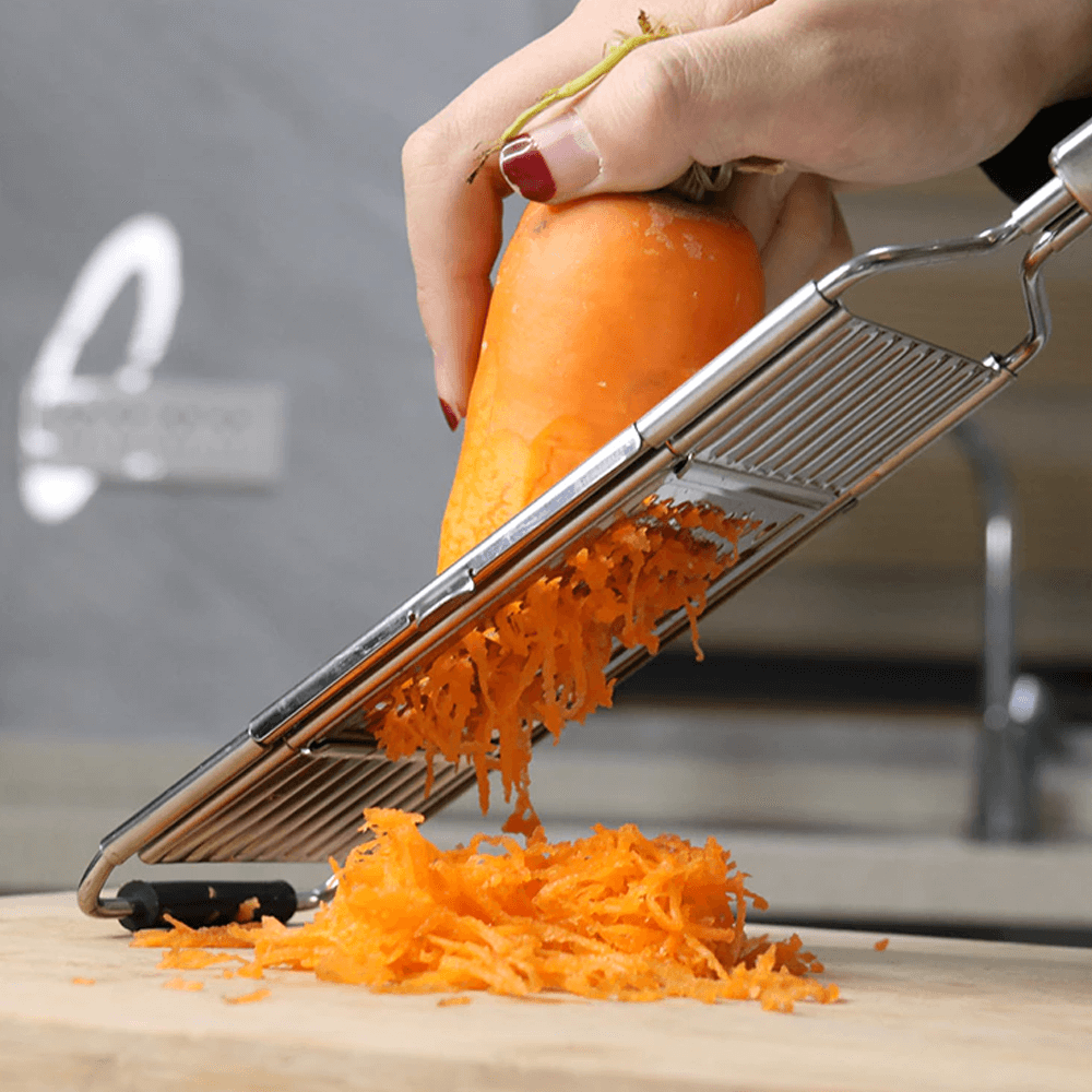 3-in-1 multifunctional grater - make your cooking more efficient