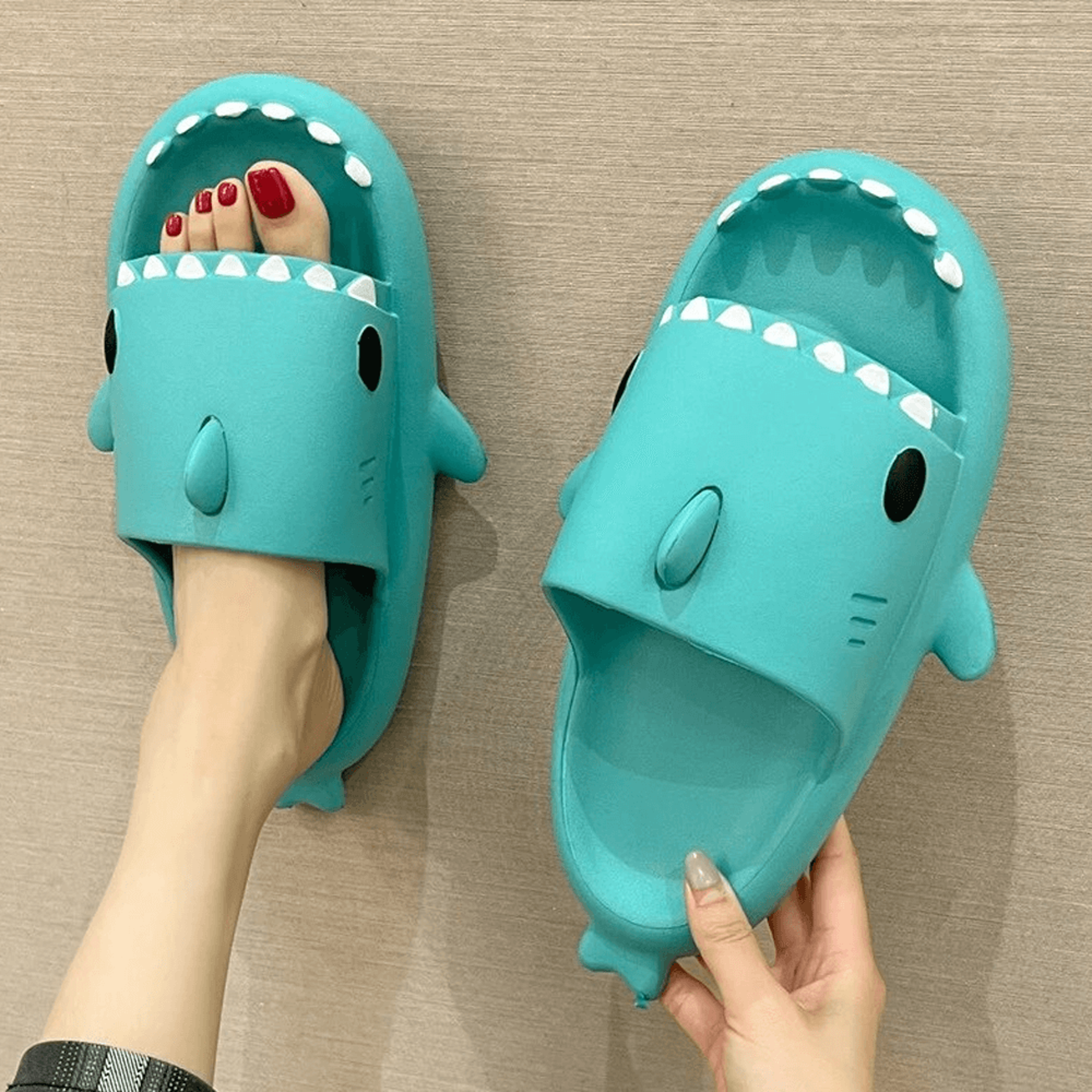 comfyshark shark slides