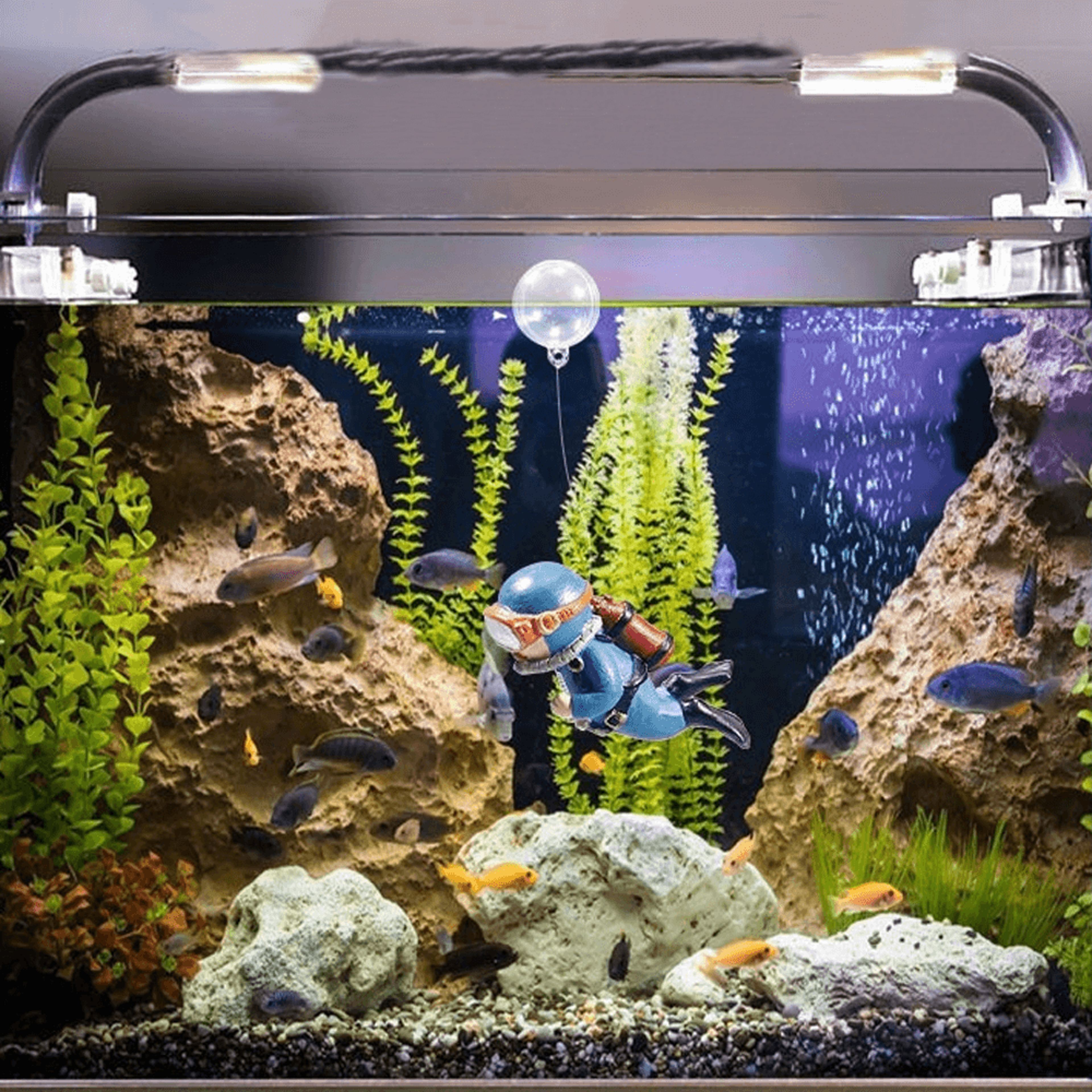 aquariumdecorationslovelydiverfishtankfloatingdevice1.png