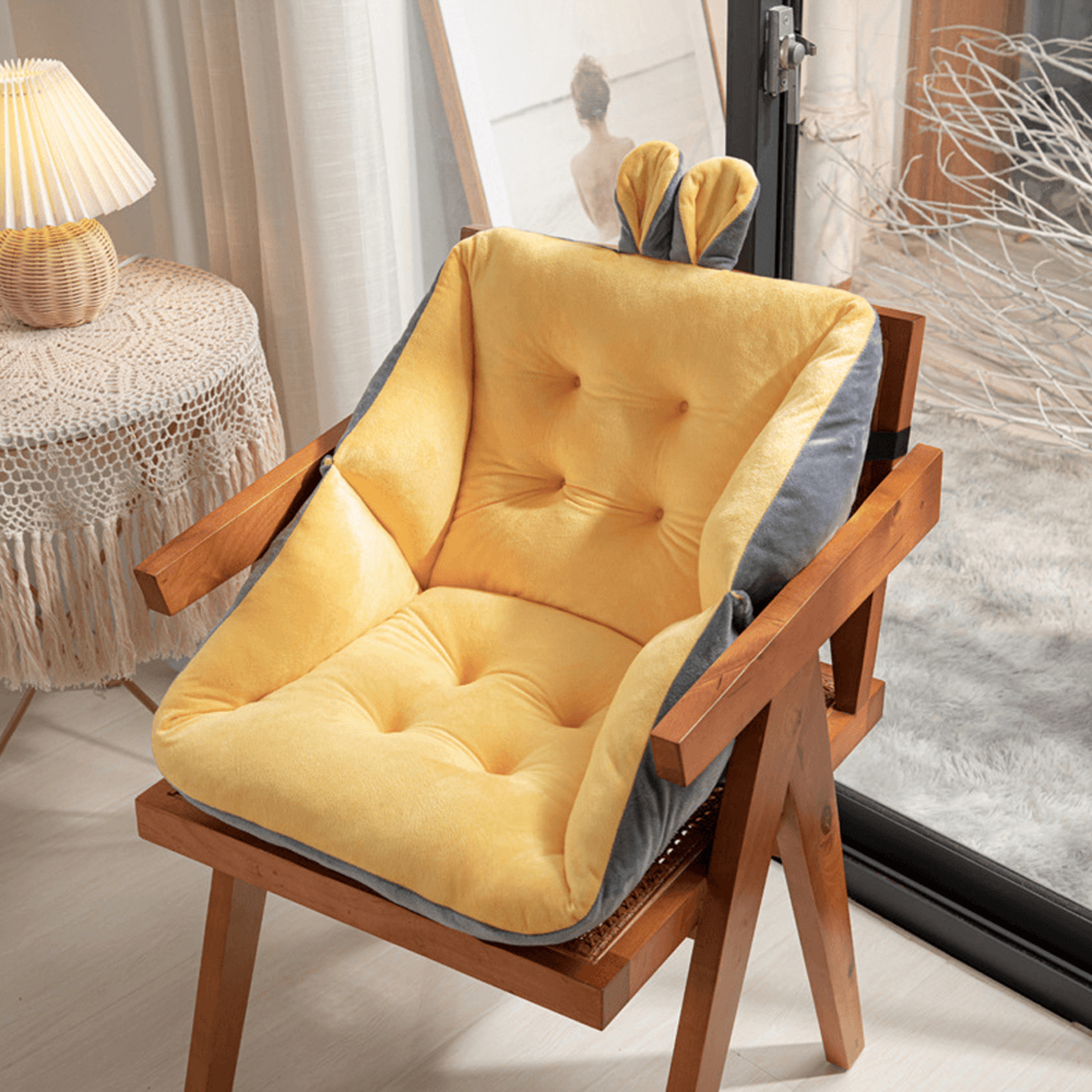 bunnyearchaircushionyellow.png