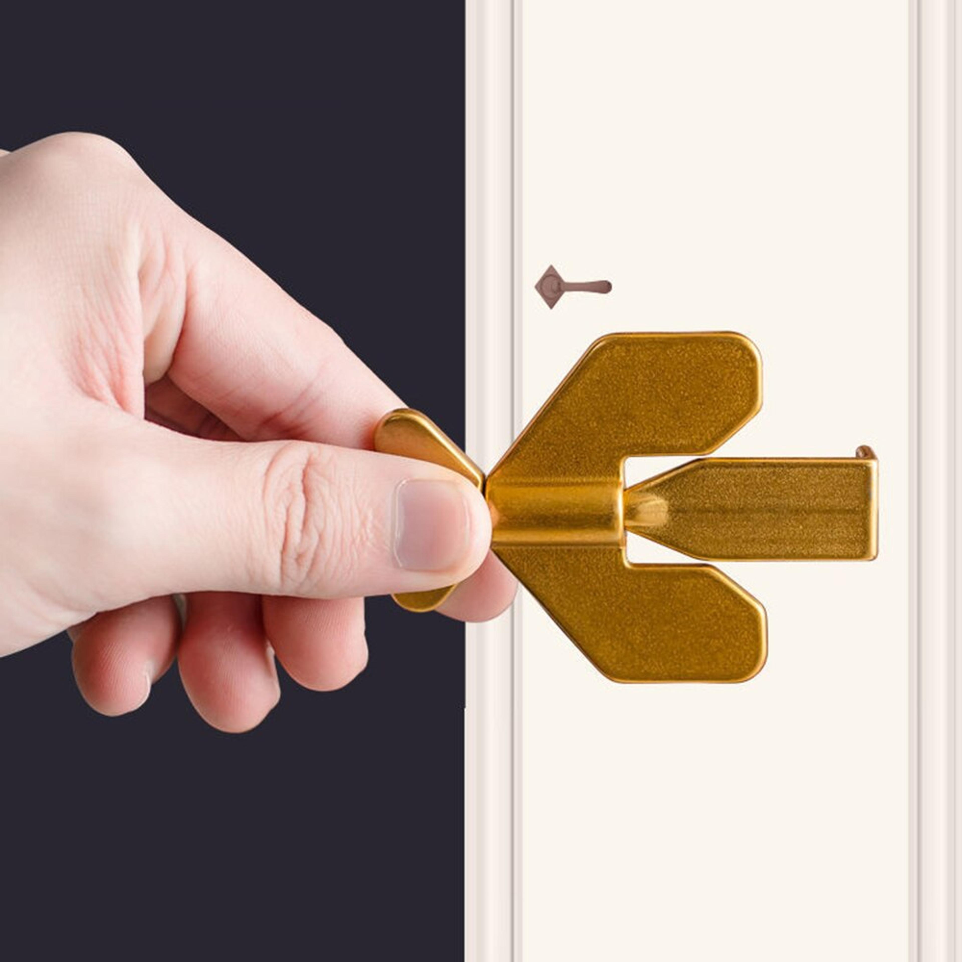 antitheftandselfdefenseportabledoorlockgolden.png