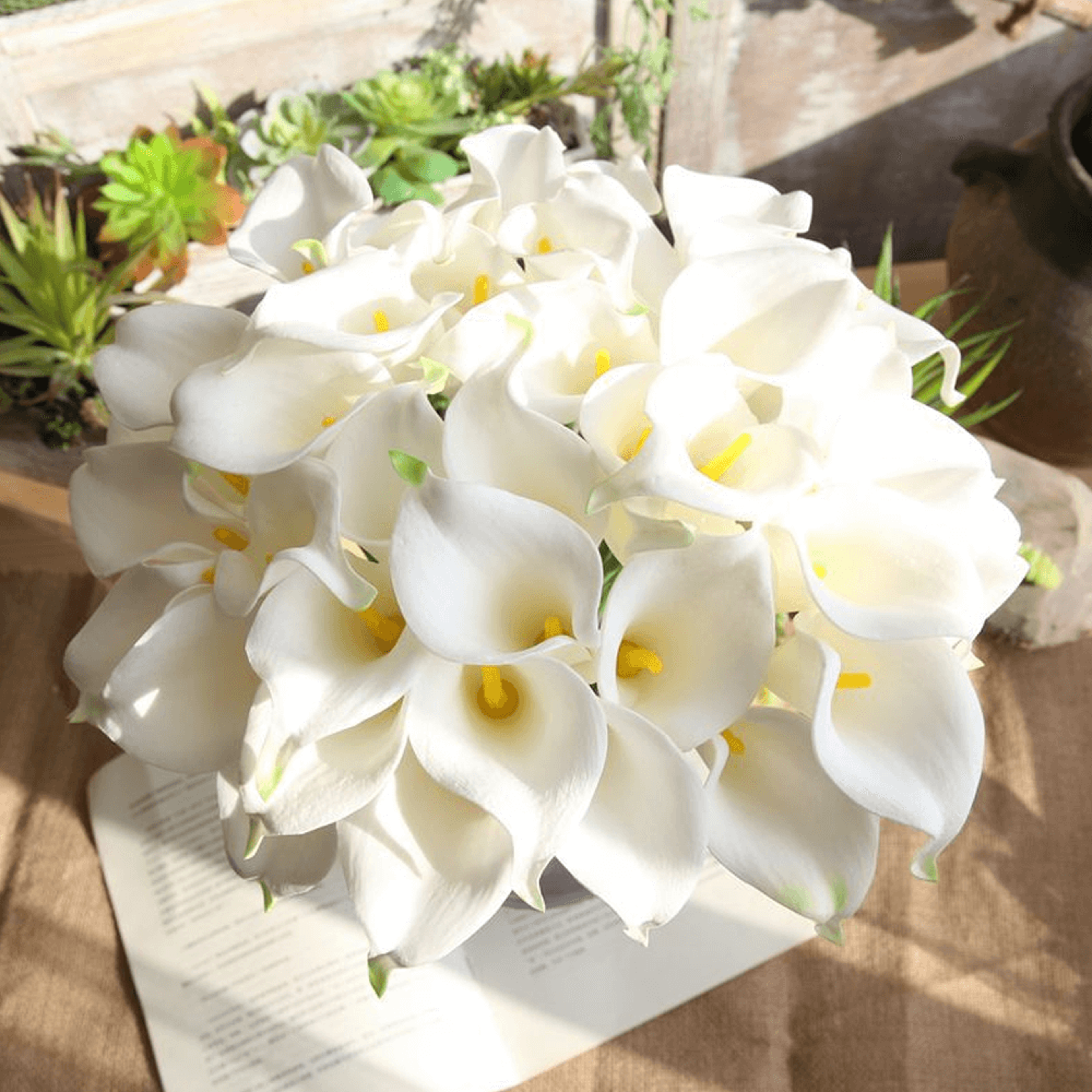 realtouchliliesbouquet3.png