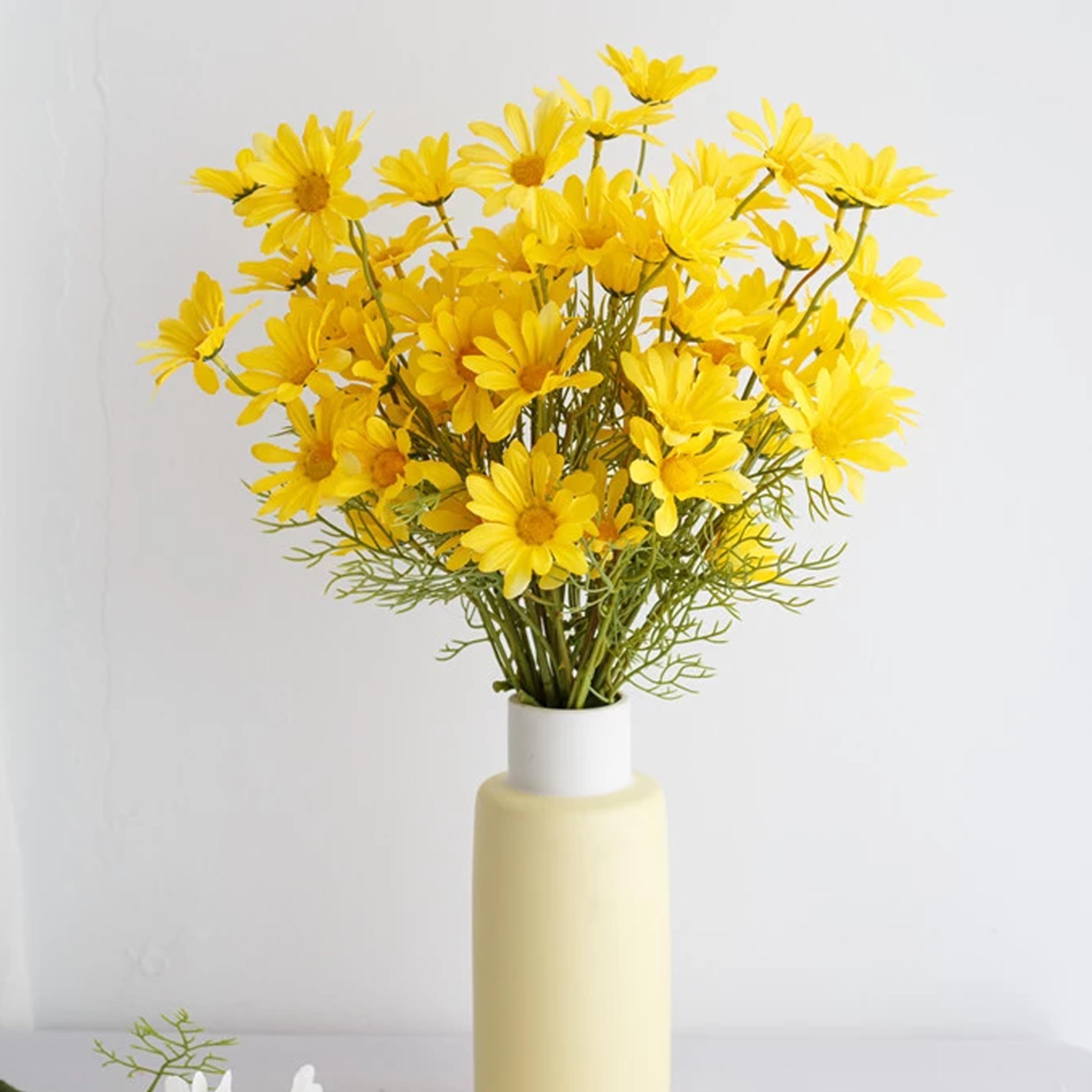 realtouchdaisiesbouquetyellow.png
