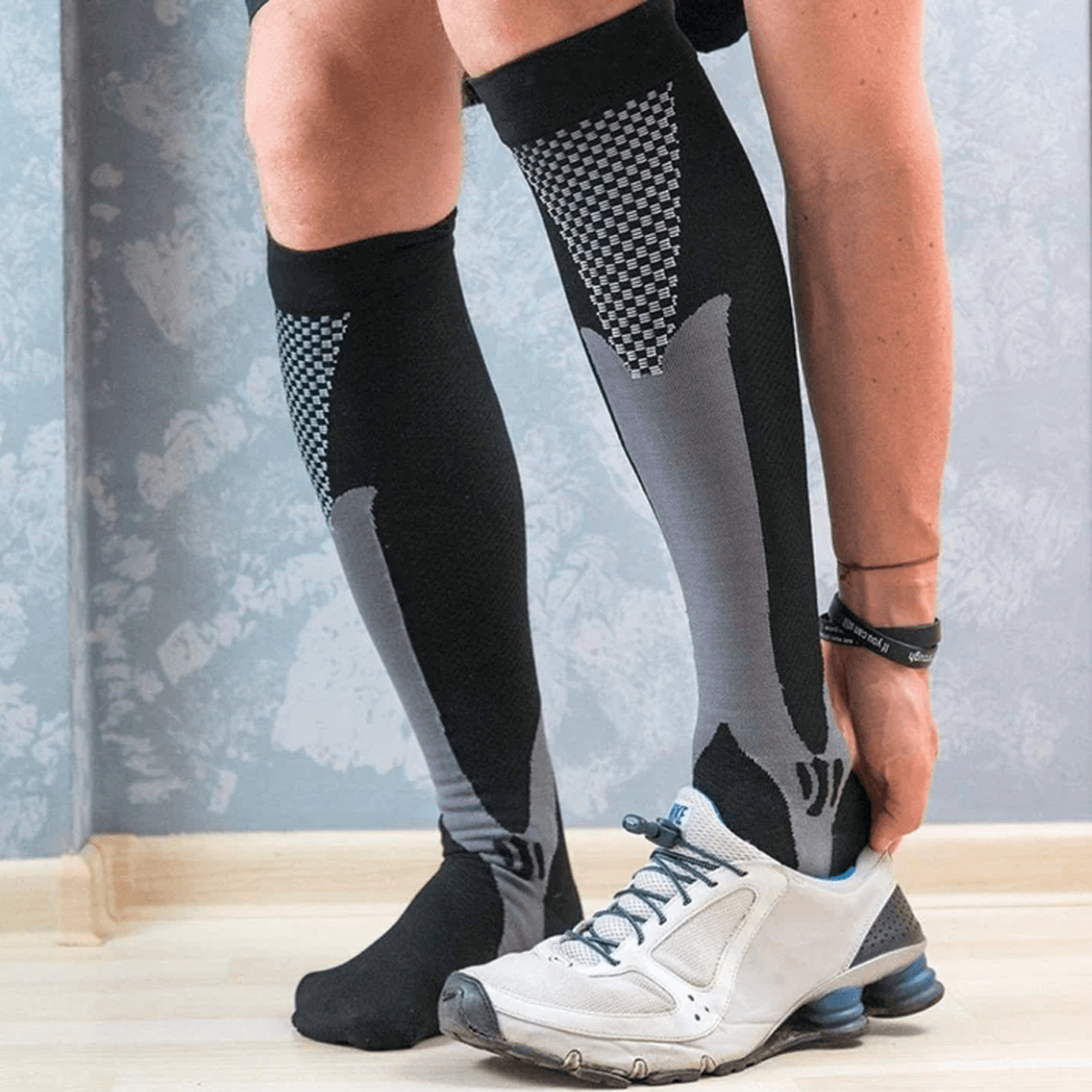 medicalvaricoseveinscompressionsocks2.png