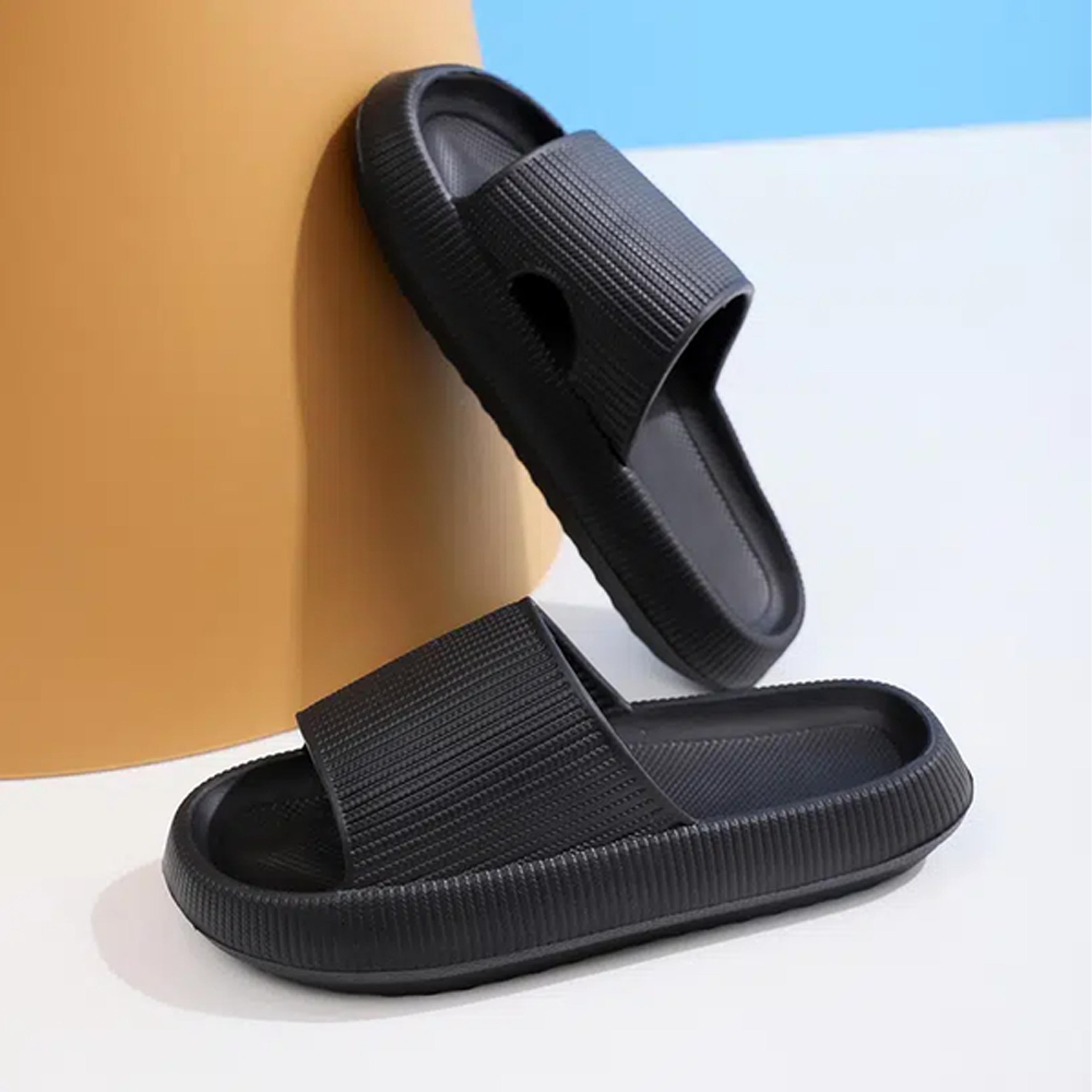 antislipultrasoftthicksoftcloudslippersblack.png