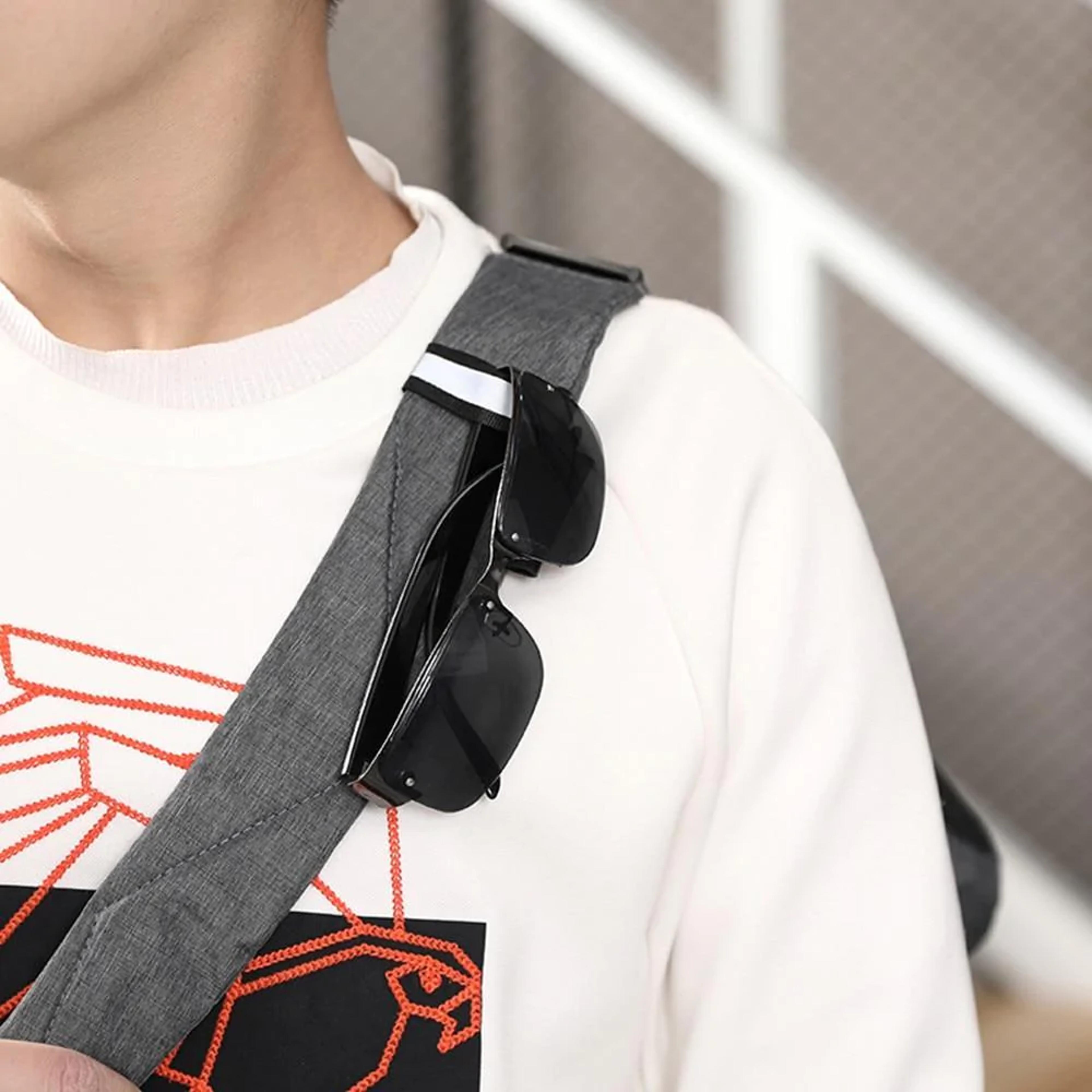 3zipperwaterproofpersonalpocketbag3.png
