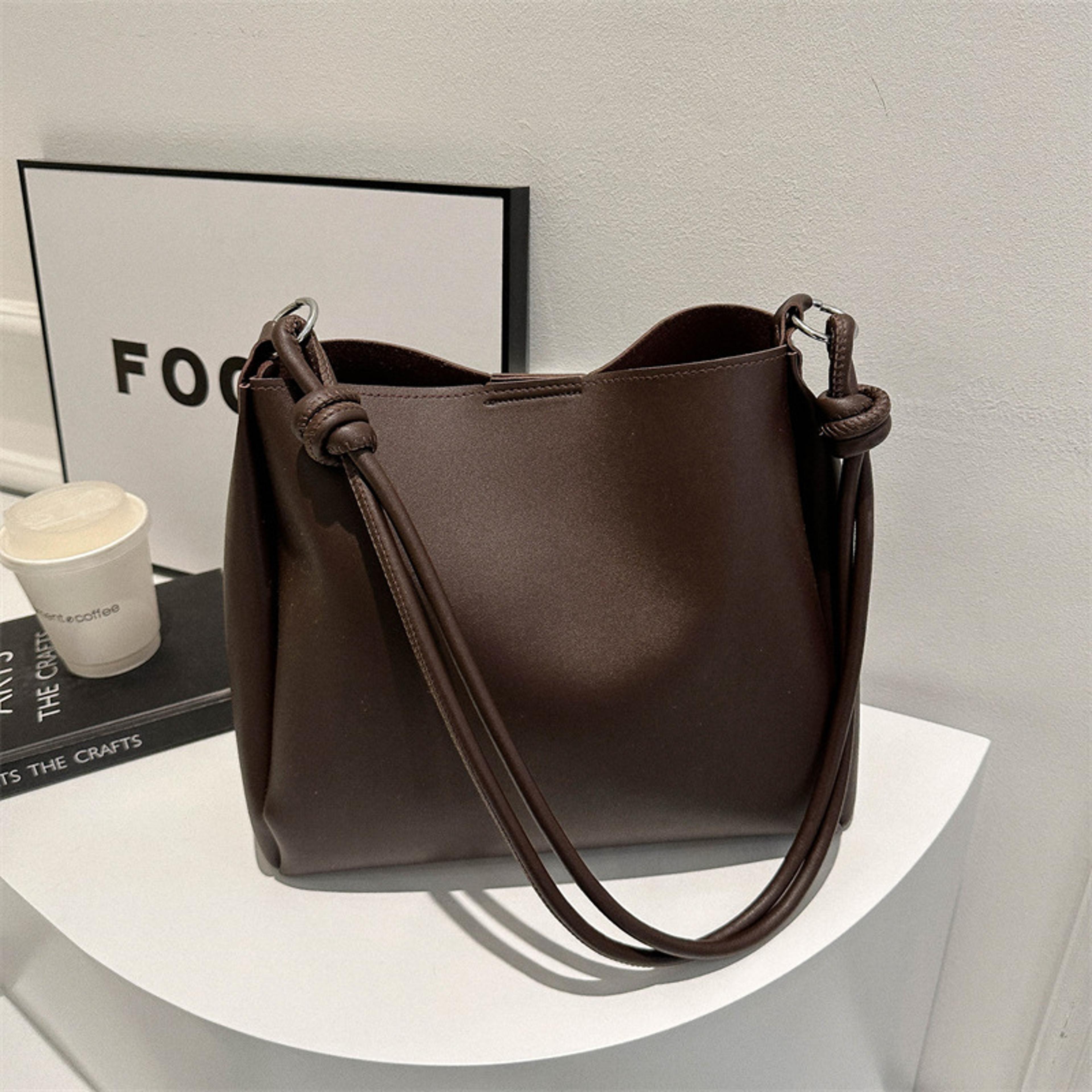 large capacity leather tote bag for women fashionable shoulder bag