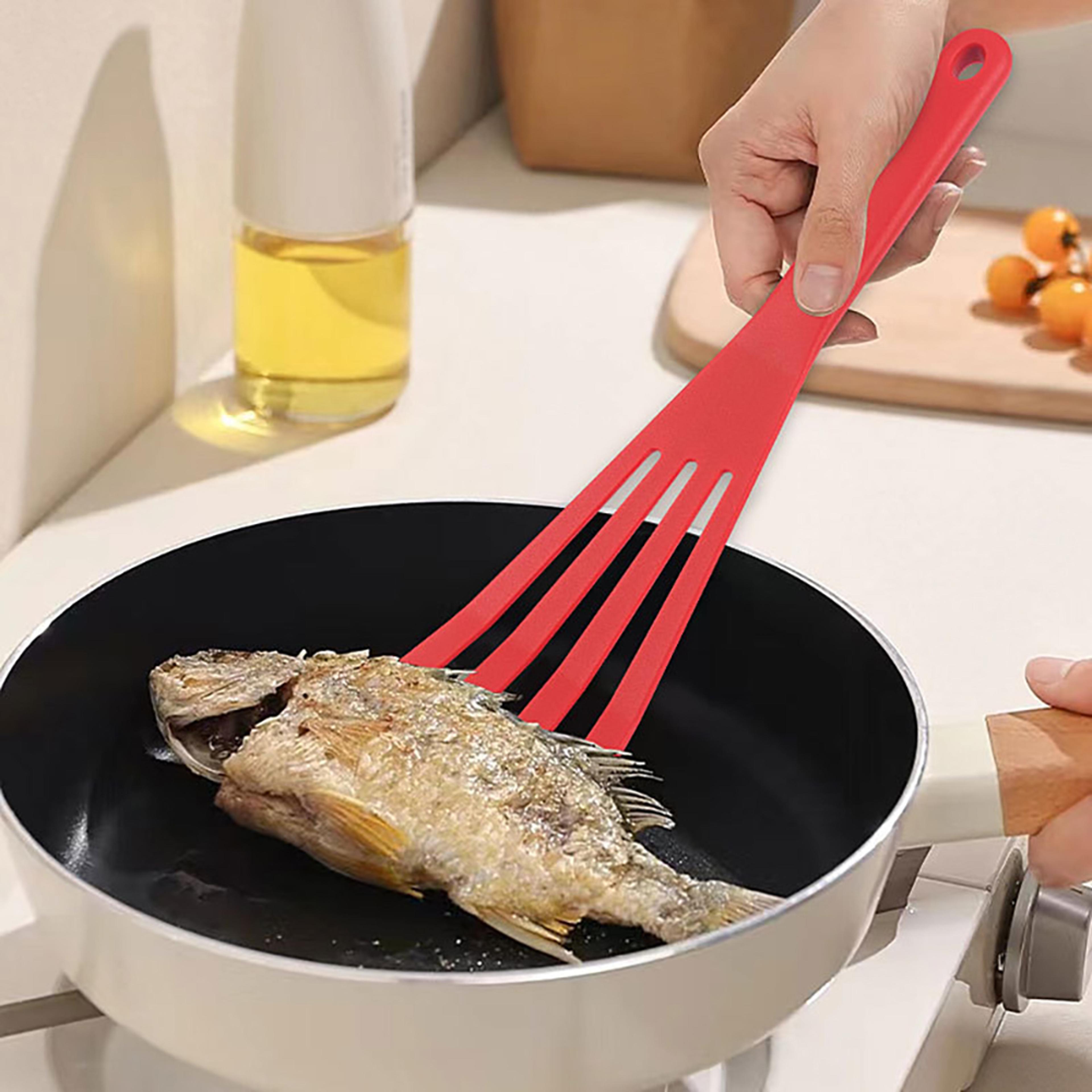 Silicone Fish Spatula With Drain Slots For Nonstick Cookware 1