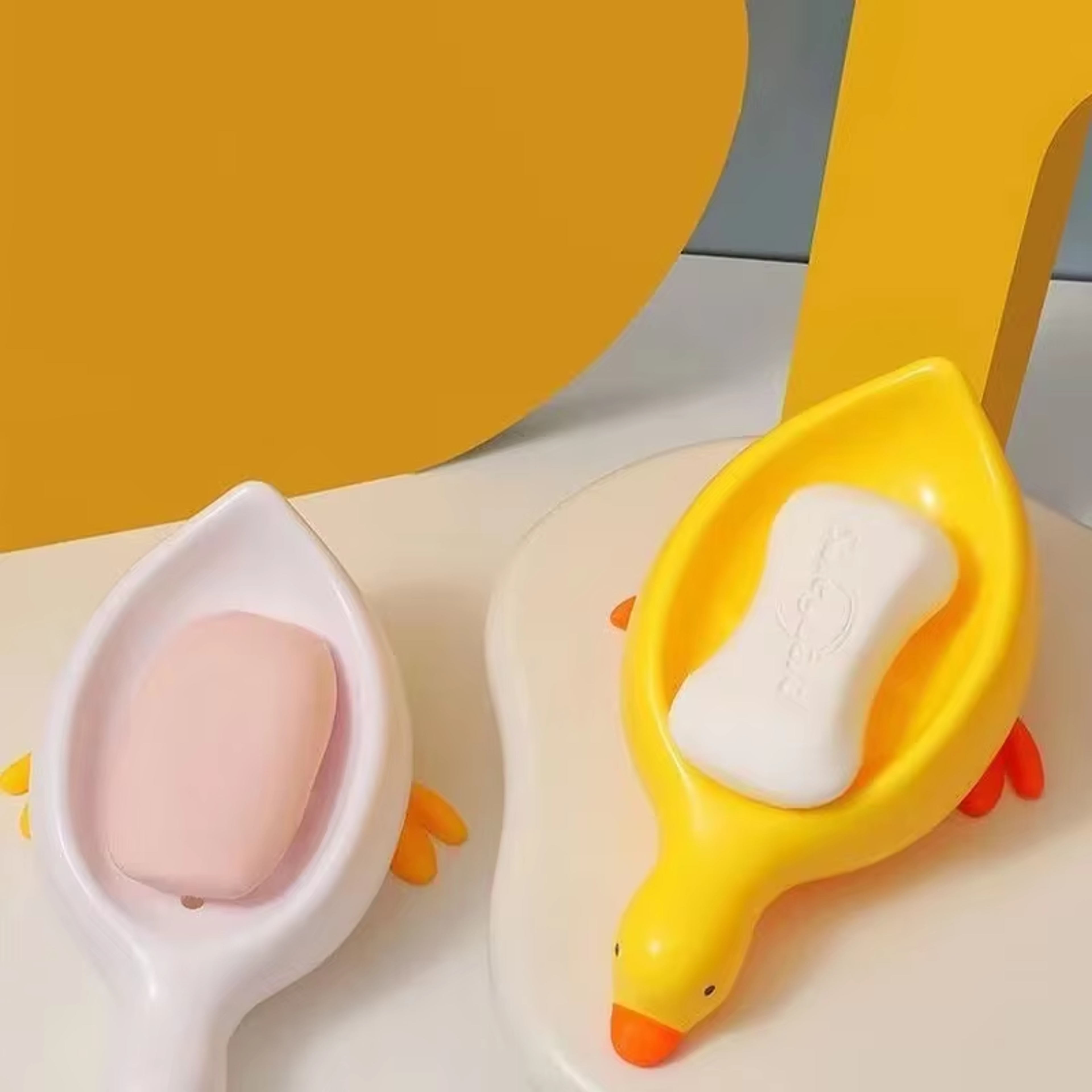 Cute Duck Soap Dish Self Draining Soap Tray  Bathroom Soap Holder 2