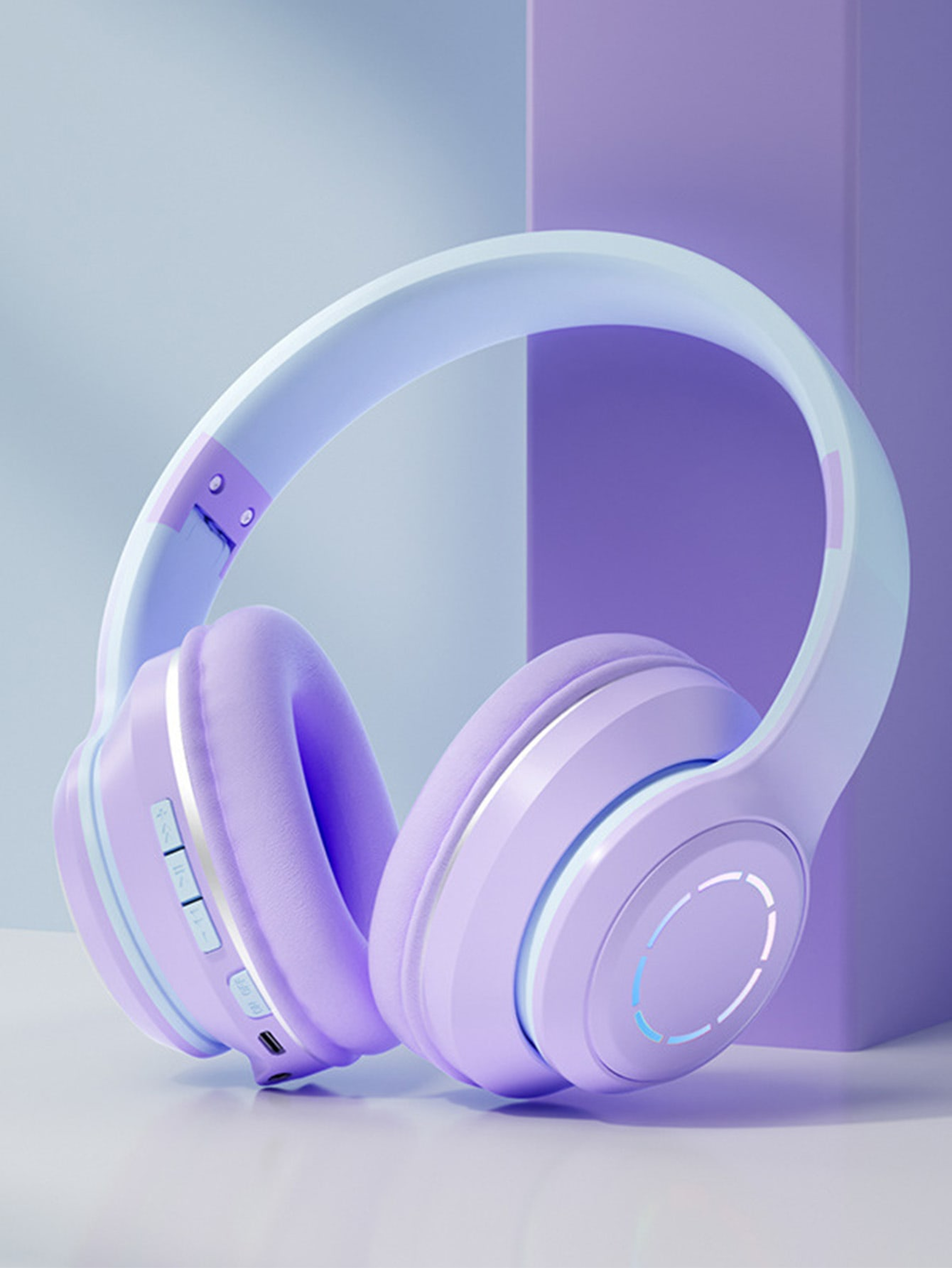 Luminous Gradient Wireless Gaming Headset With Noise Reduction 5