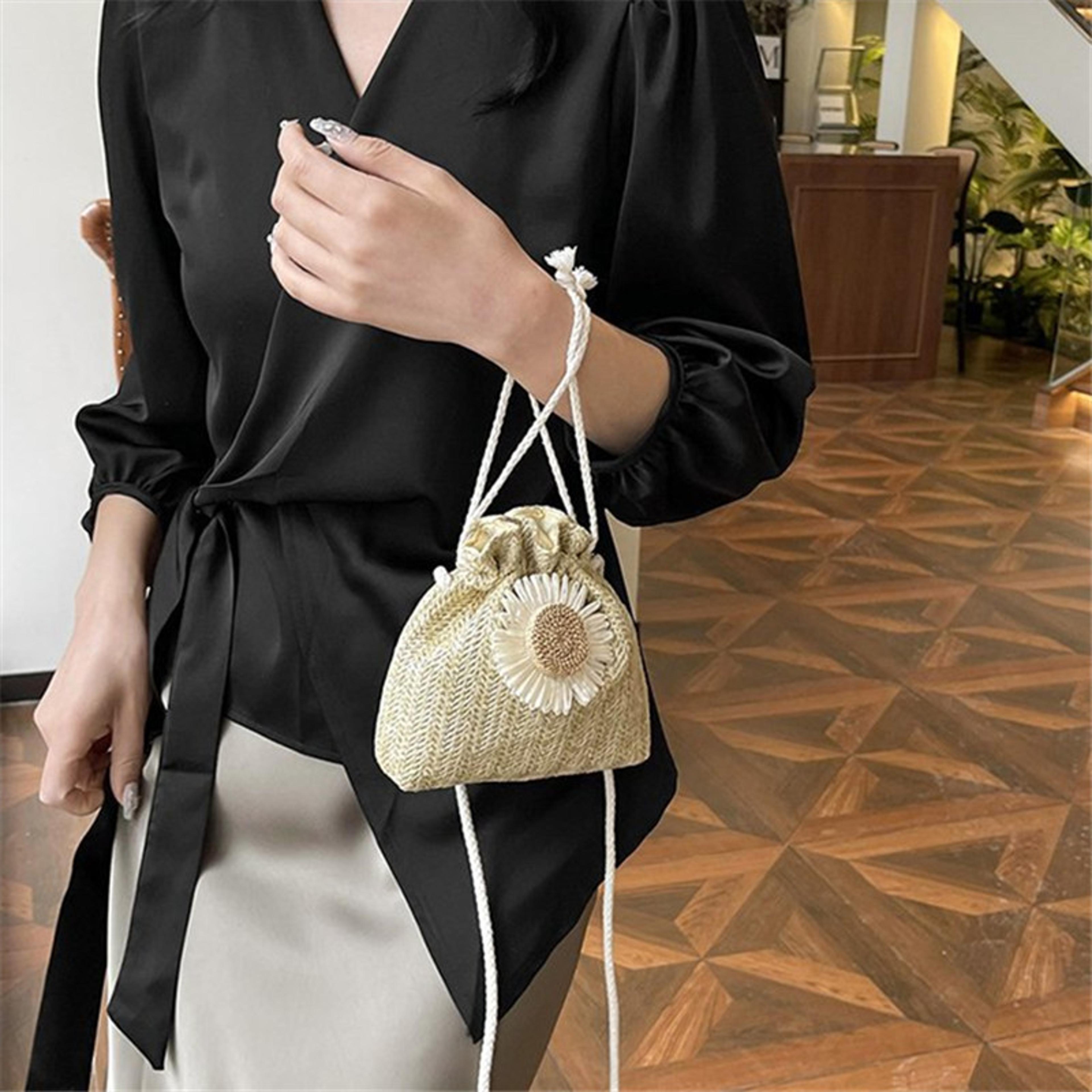 Summer Straw Drawstring Mini Bucket Shoulder Bag For Women 1