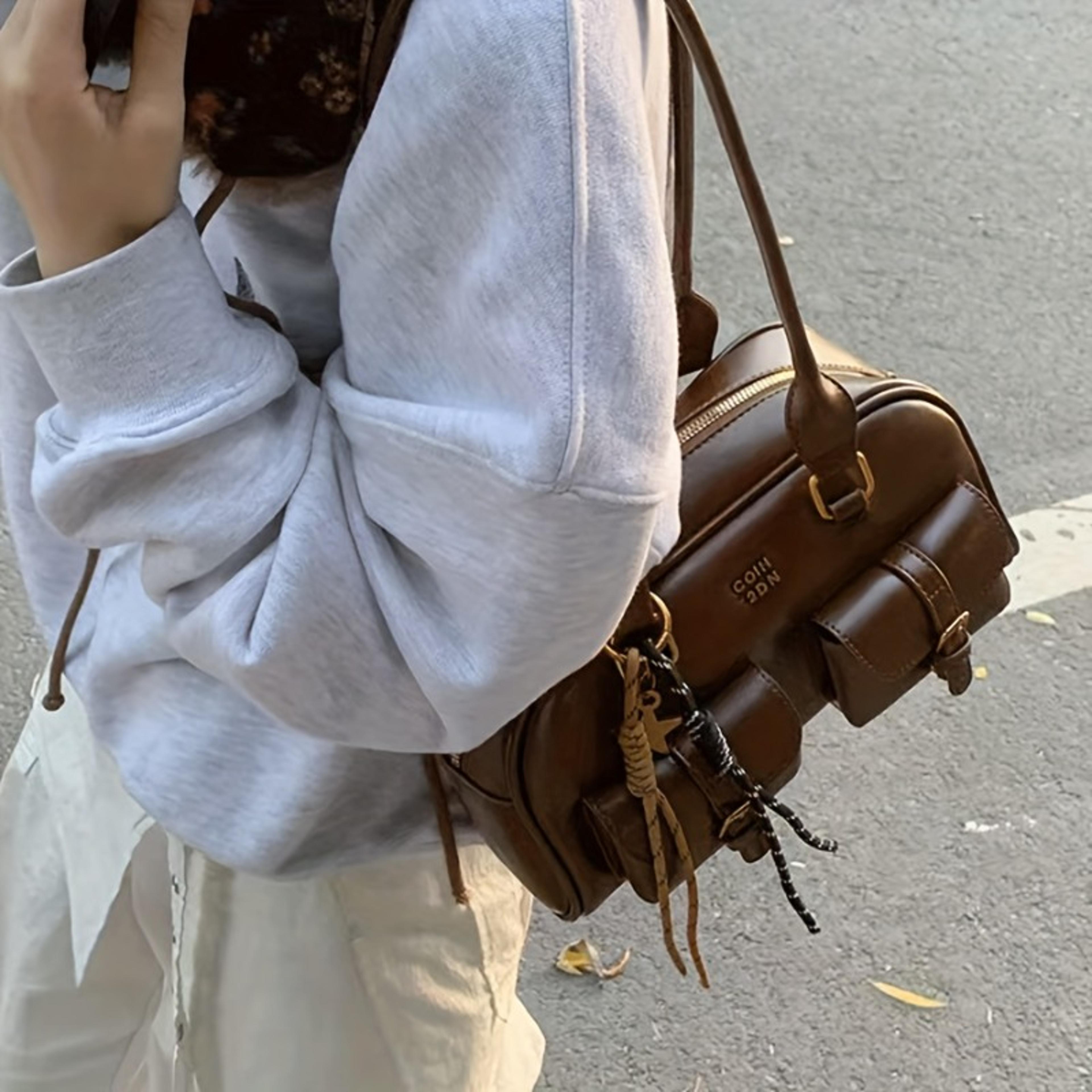 Stylish Womens Shoulder Bag With Multi Pocket Storage And Gold Tone Details 0