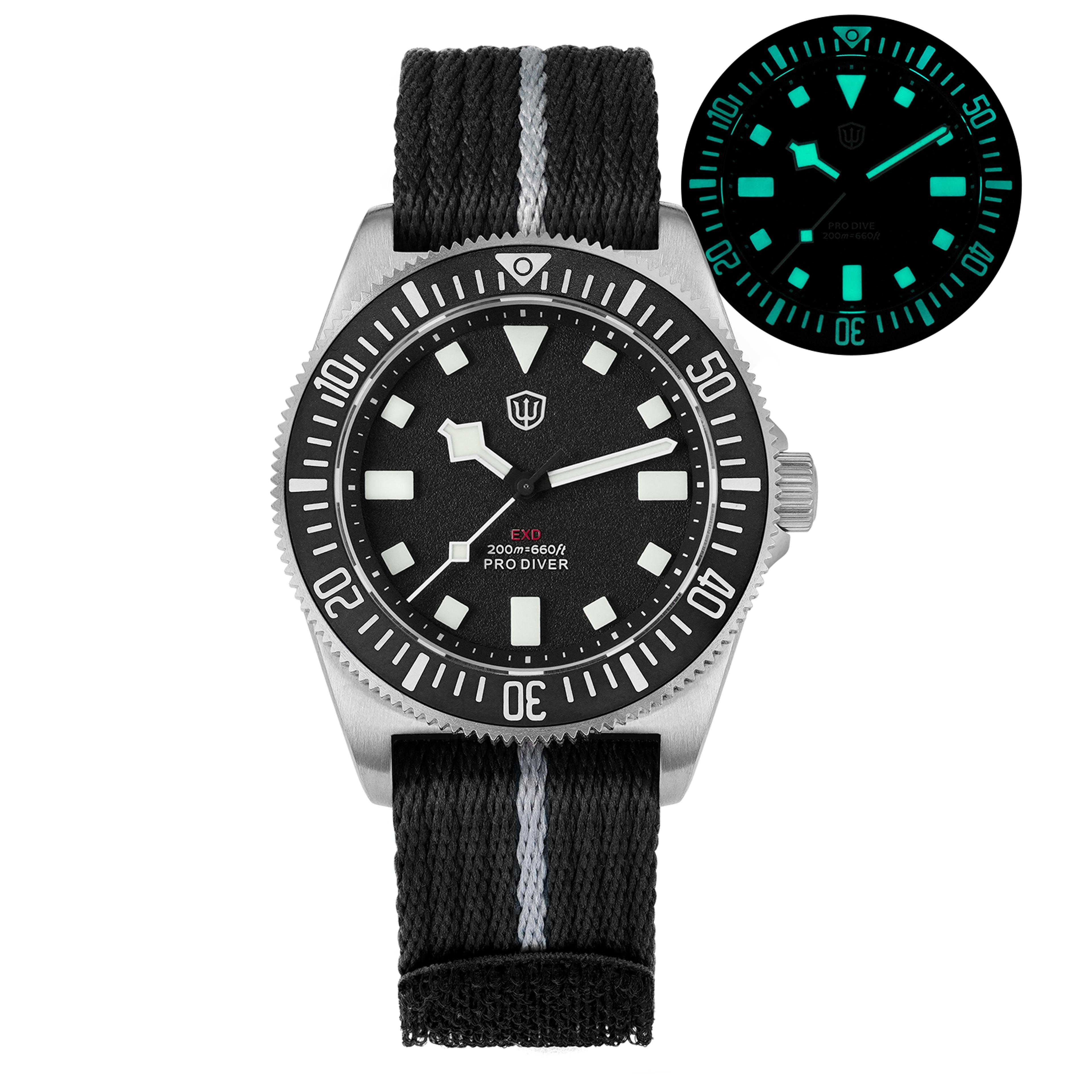 Titanium Sweep Quartz Sapphire Ceramic Bezel Dive Watch With Lume 7