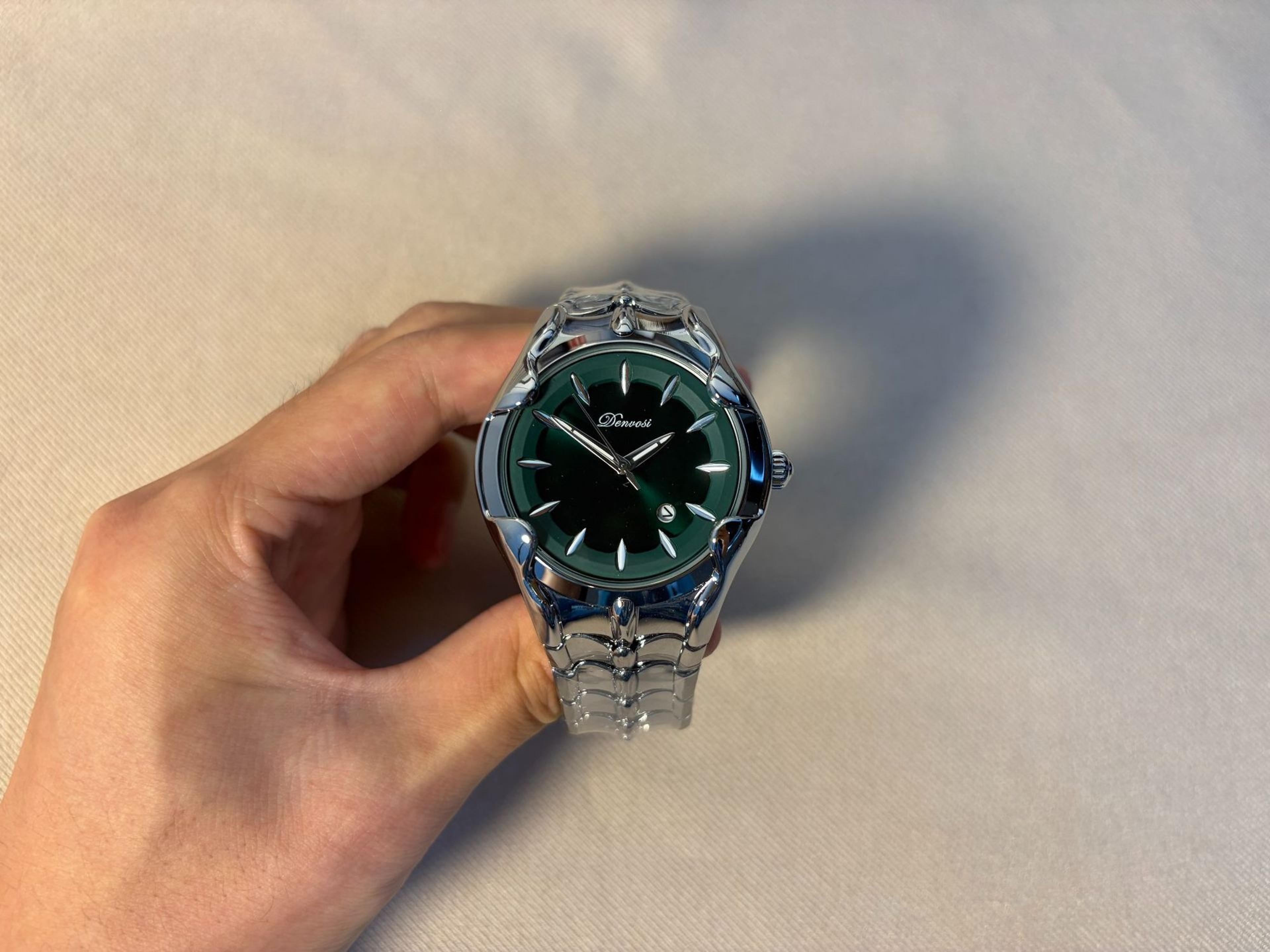 Devil Claw Quartz Watch Silver Retro Unisex Statement Watch 10