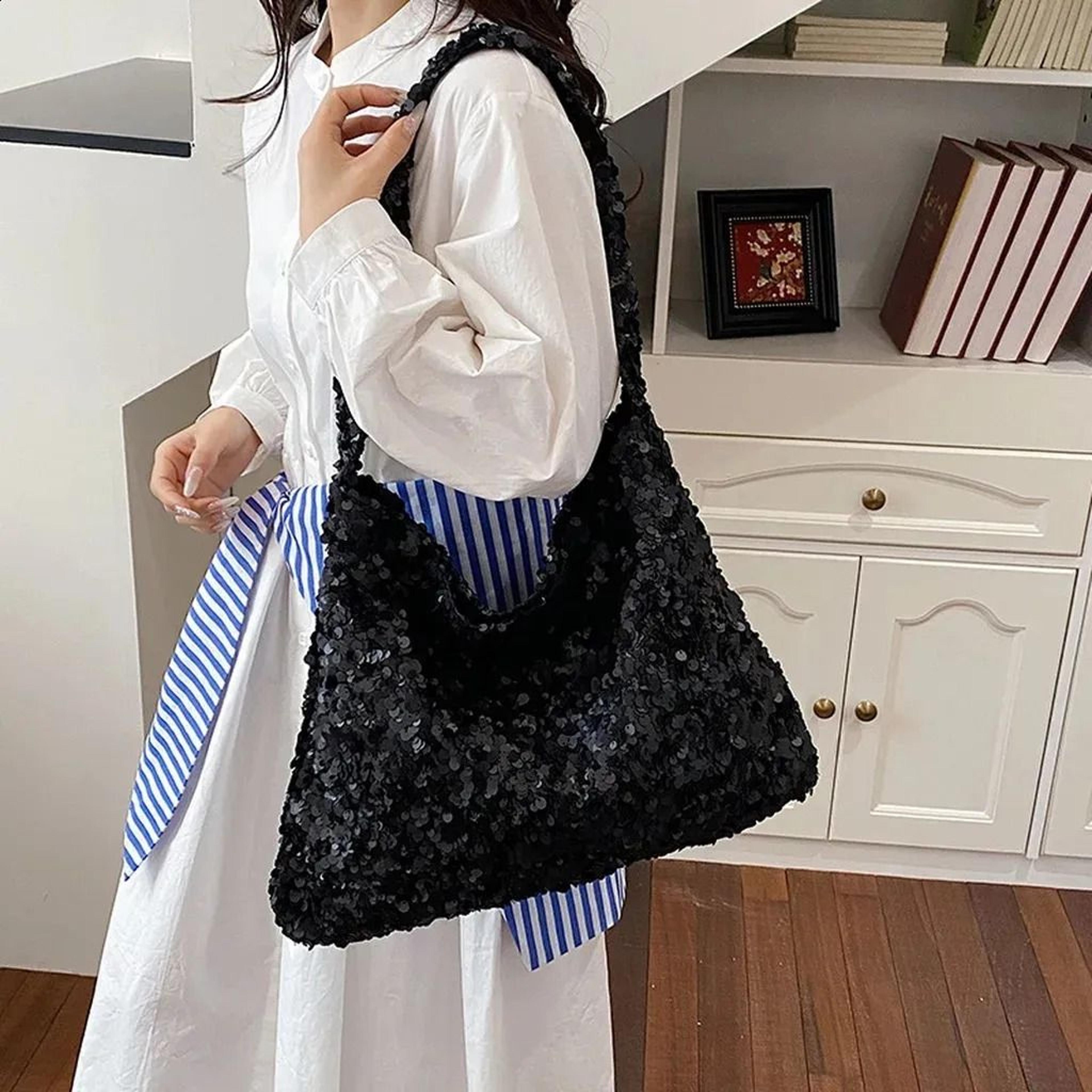 PU Shoulder Tote Bag With Reinforced Stitching And Durable Zippers 3