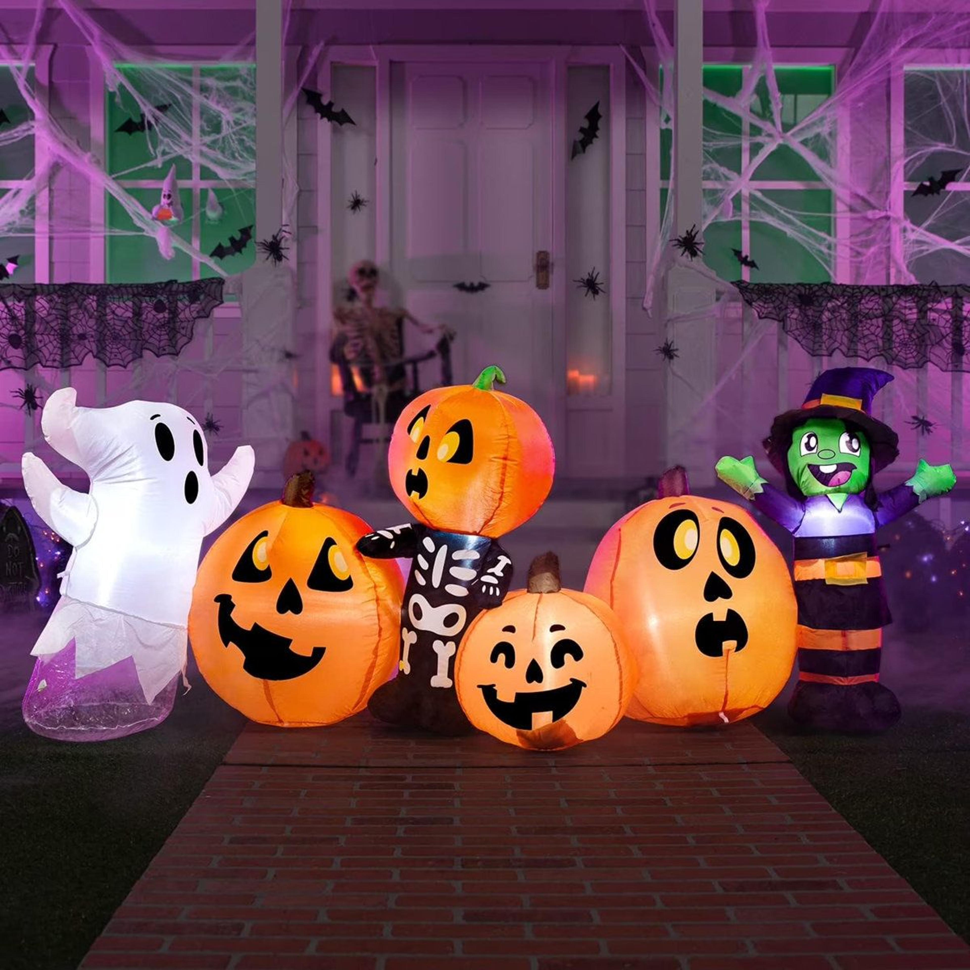 Halloween Inflatable Yard Decoration With Pumpkins Ghosts And LED Lights 7