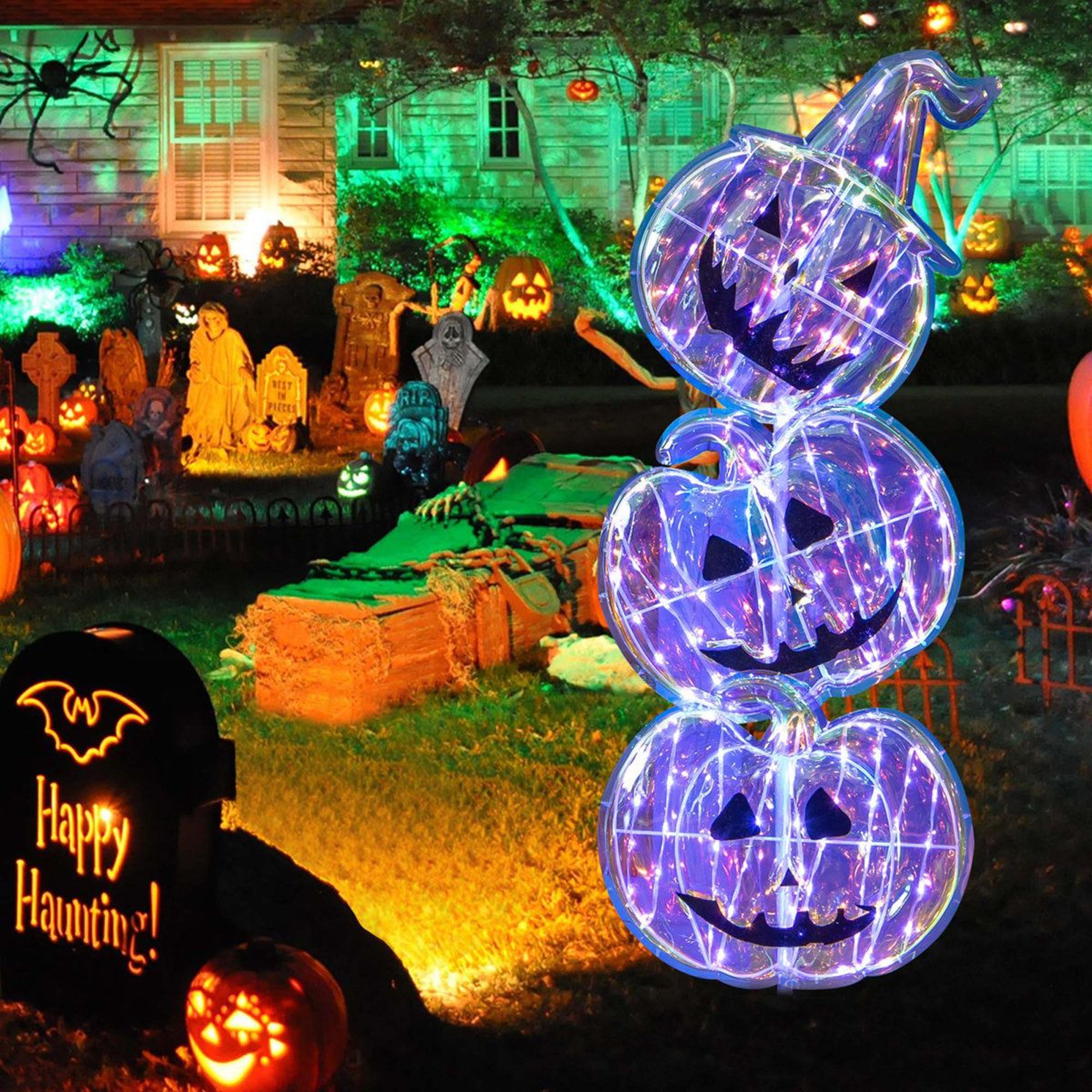 Lighted Stacked Pumpkins Halloween Yard Decoration With LED Lights 1