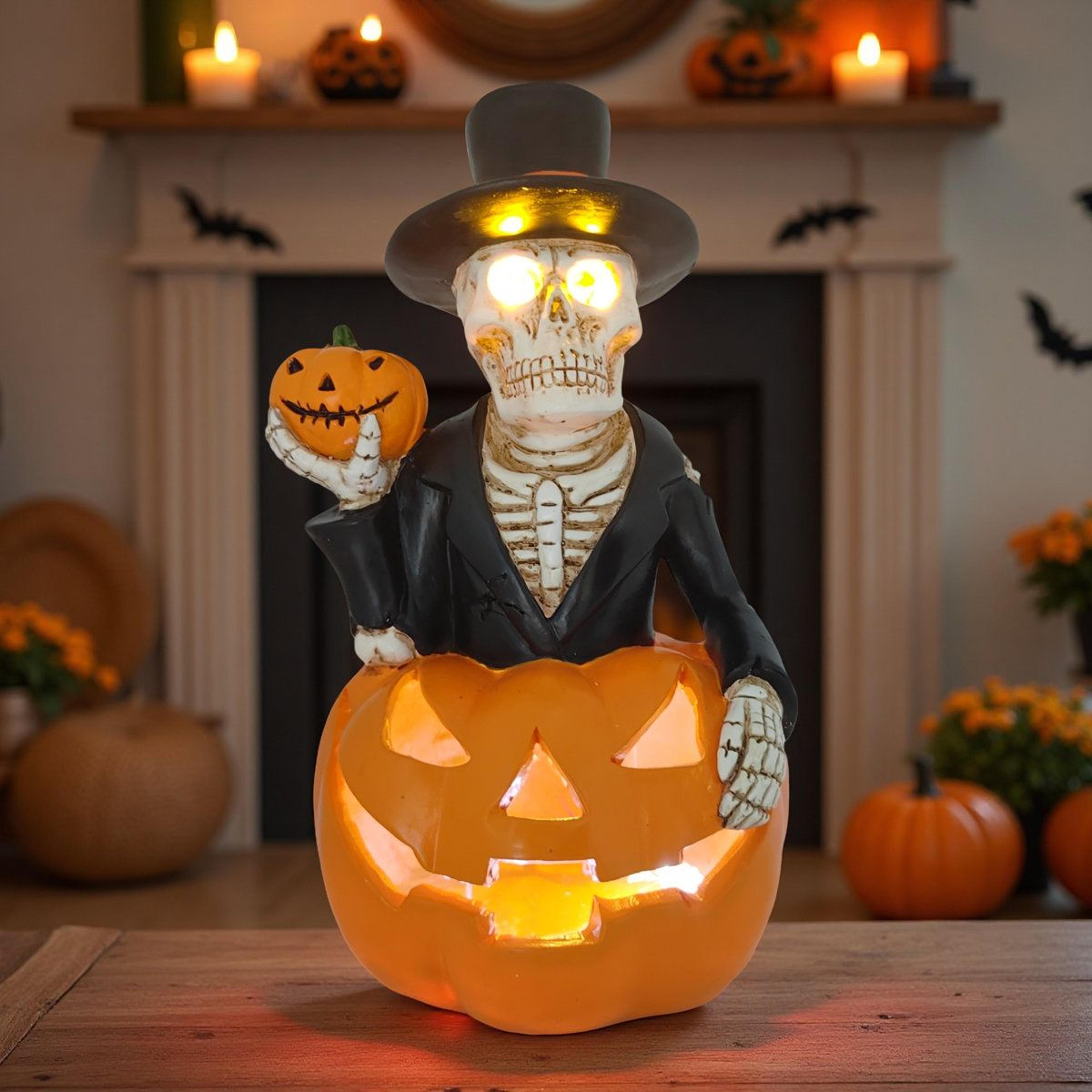 Halloween Skeleton Pumpkin Statue With LED Lights For Outdoor Decor 5