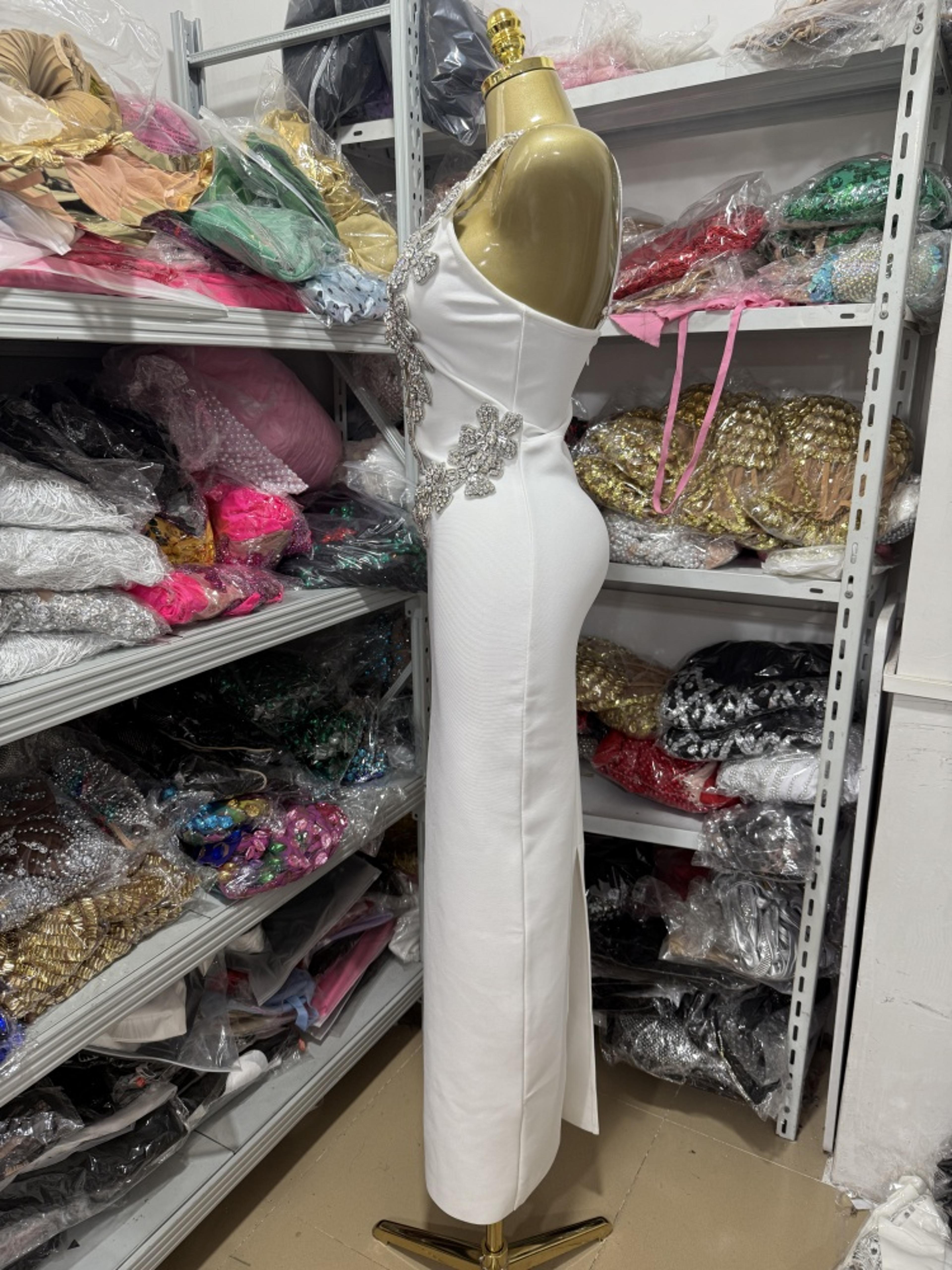 Elegant One Shoulder Dress White Bodycon Dress With Rhinestone Backless Bandage Fit 2