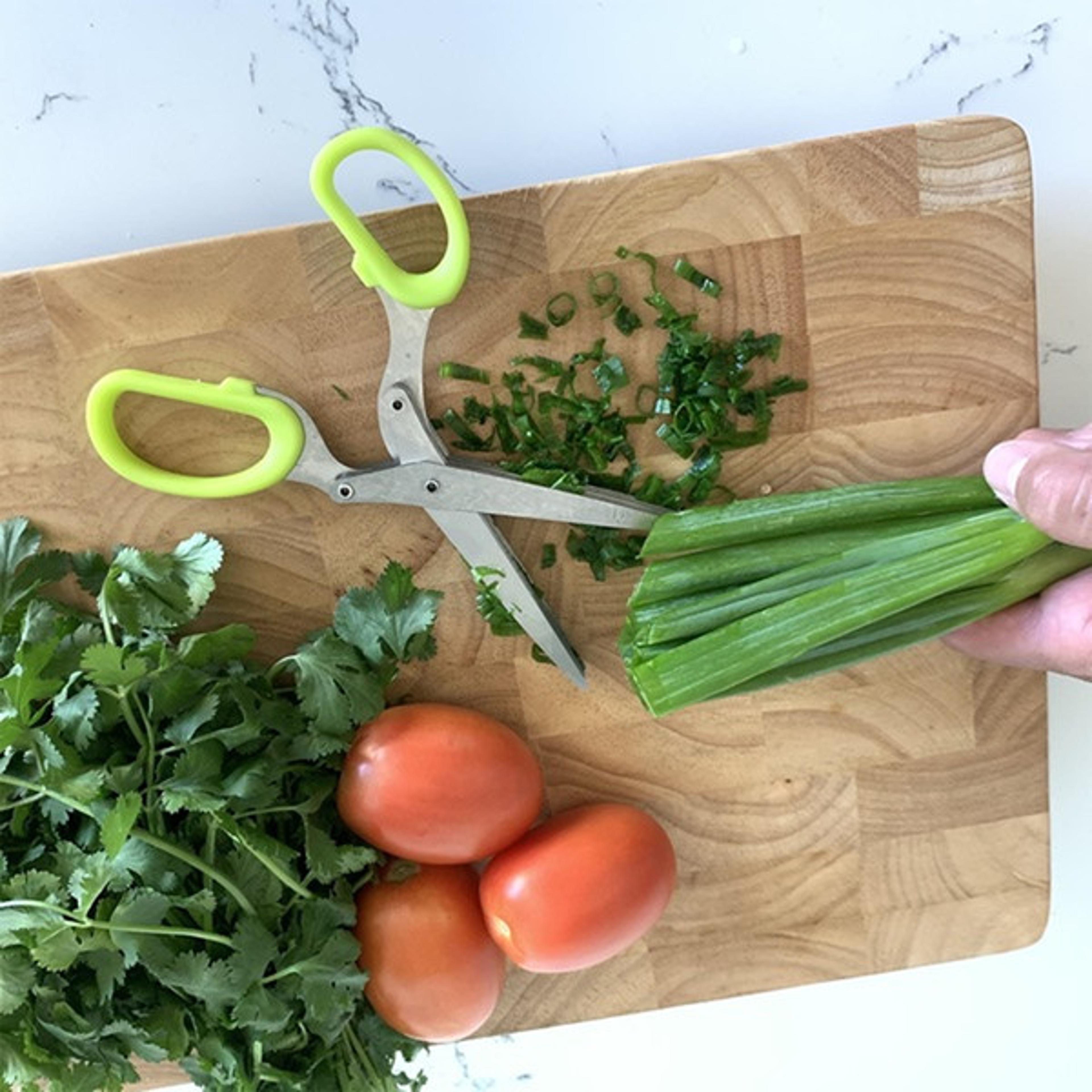 Kitchen Essentials Scissors 6