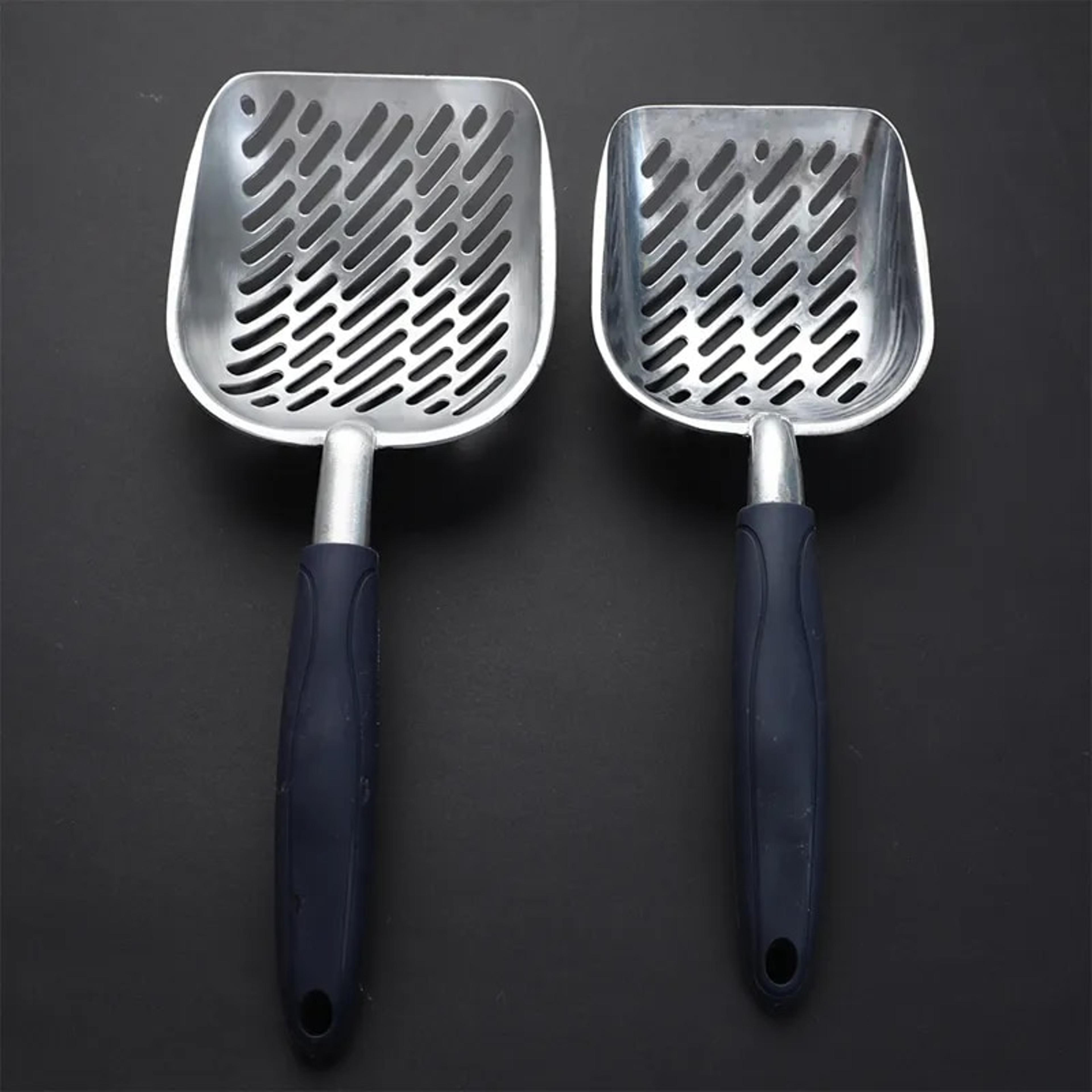 large metal cat litter scoop: long handle & deep shovel pet cleaning tool