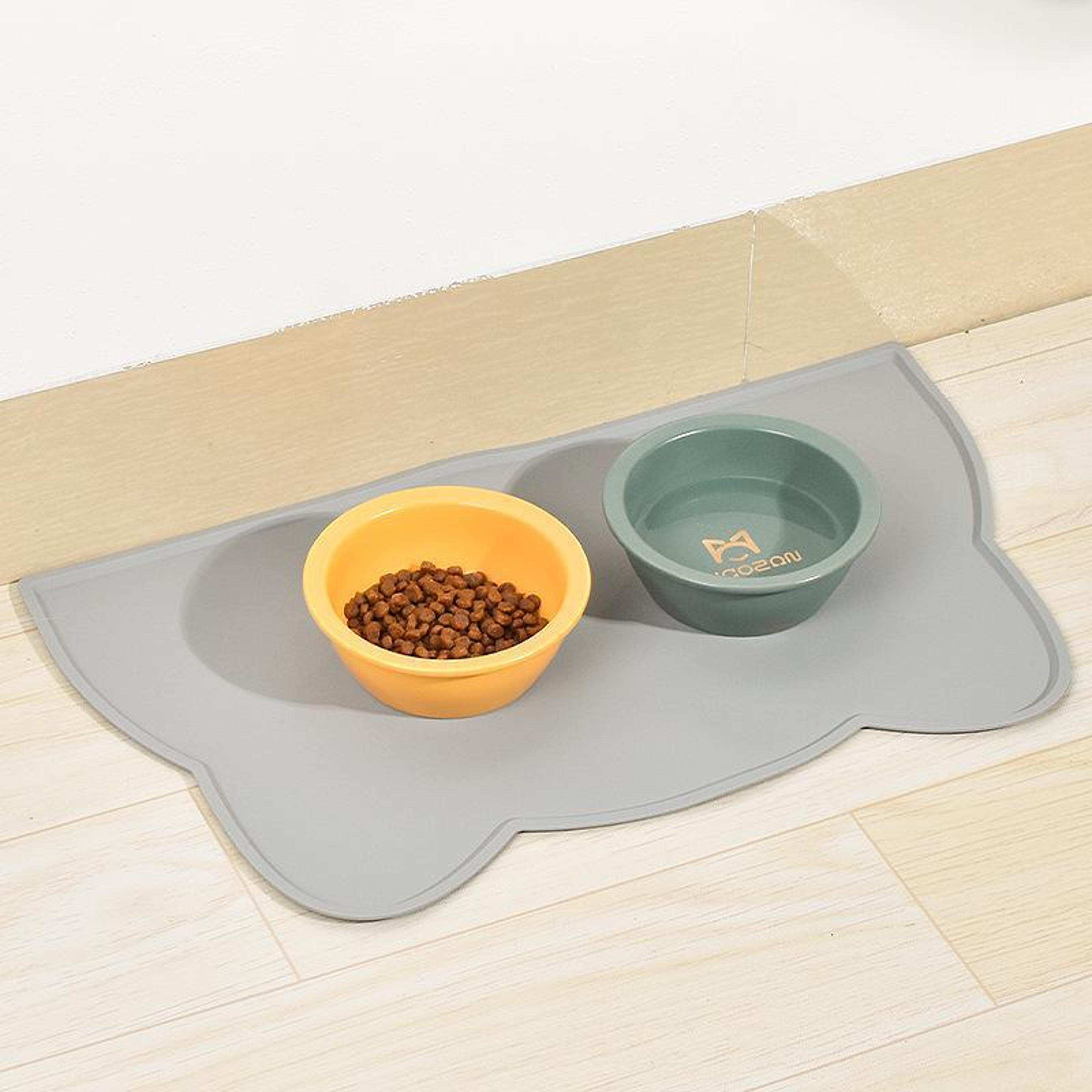 Paw Guard Silicone Pet Feeding Mat Non Slip Waterproof Food Bowl Placemat 1