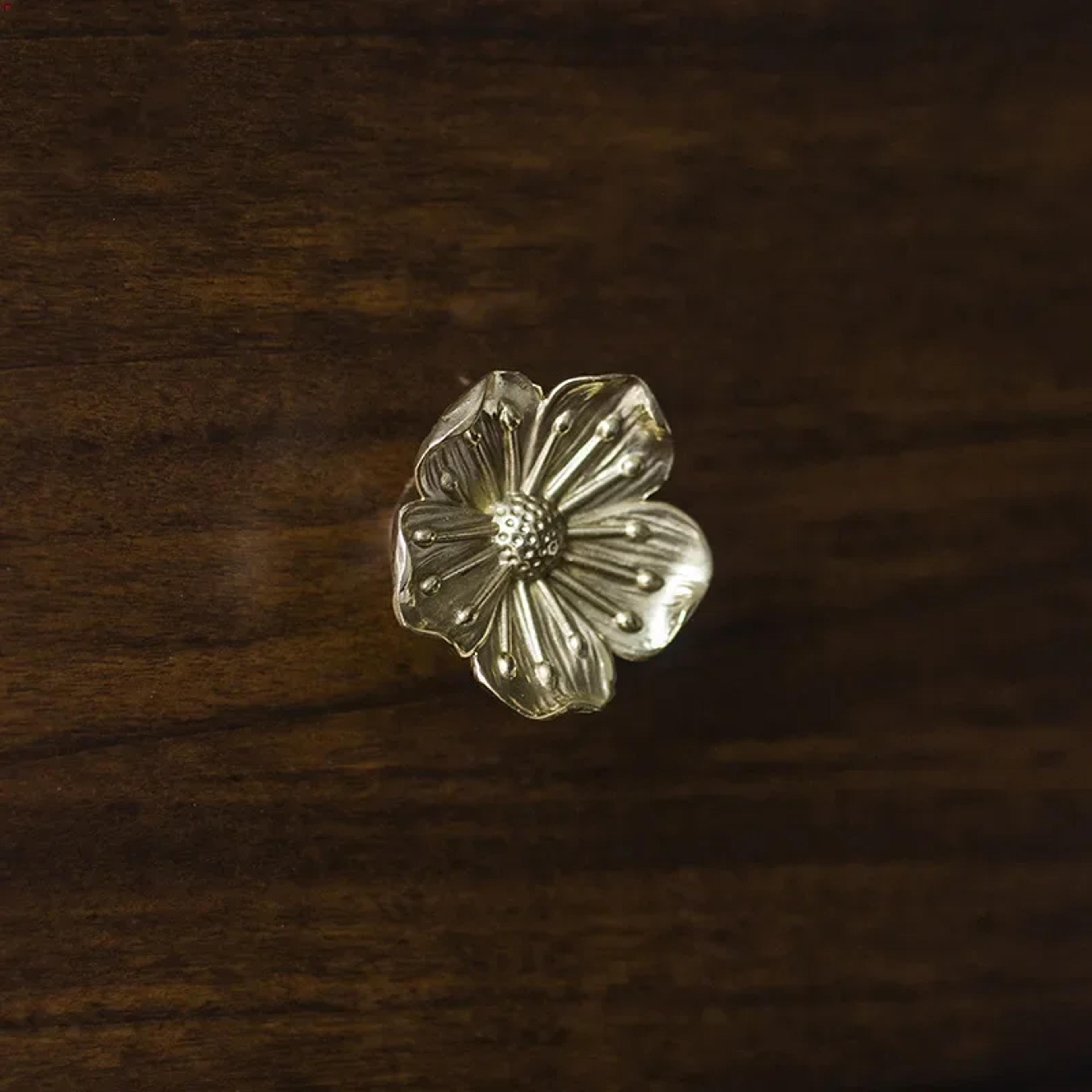 Solid Brass Flower Cabinet Knob Single Hole Vintage Drawer Pull 4