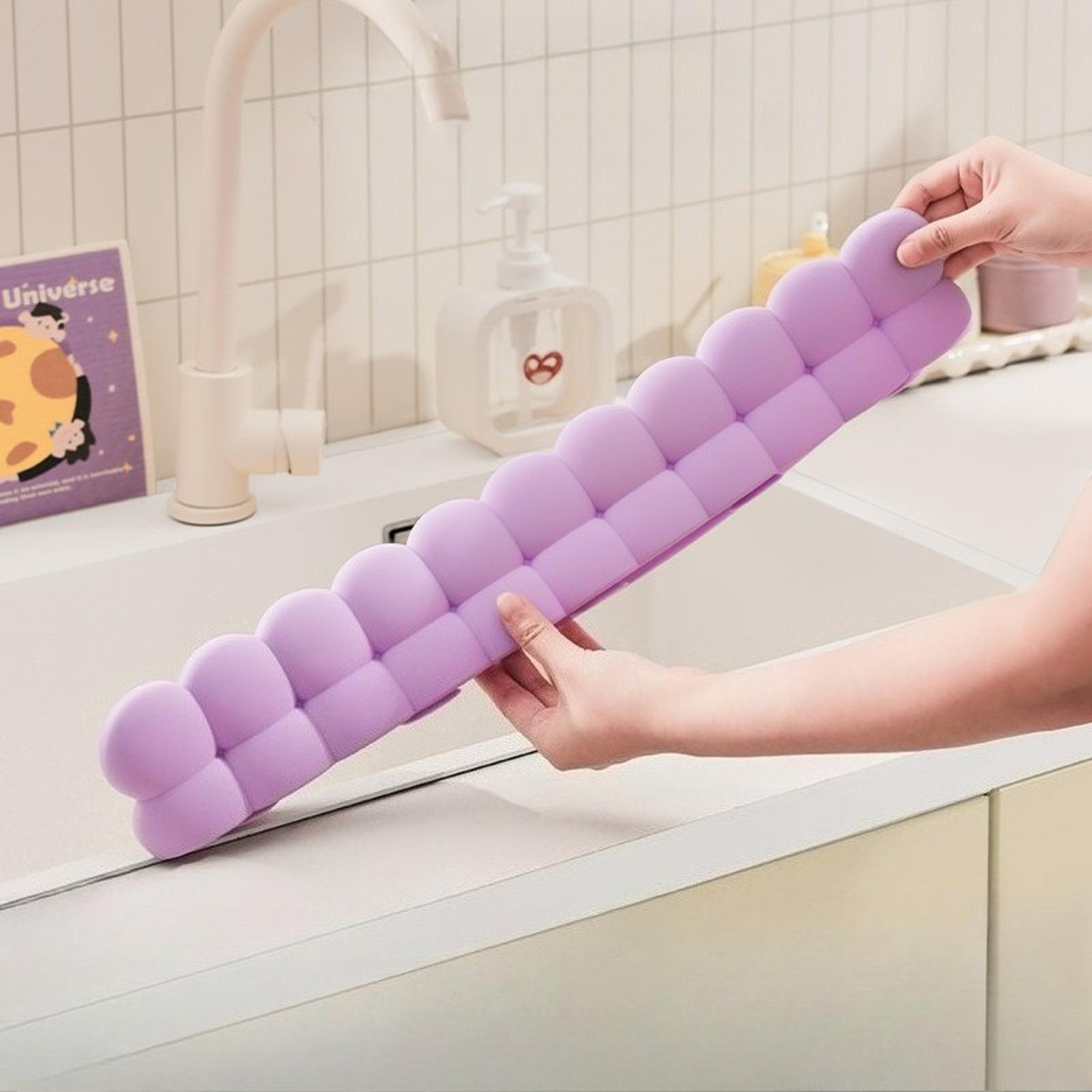 Premium Silicone Sink Splash Guard  Kitchen Sink Splash Protector 0