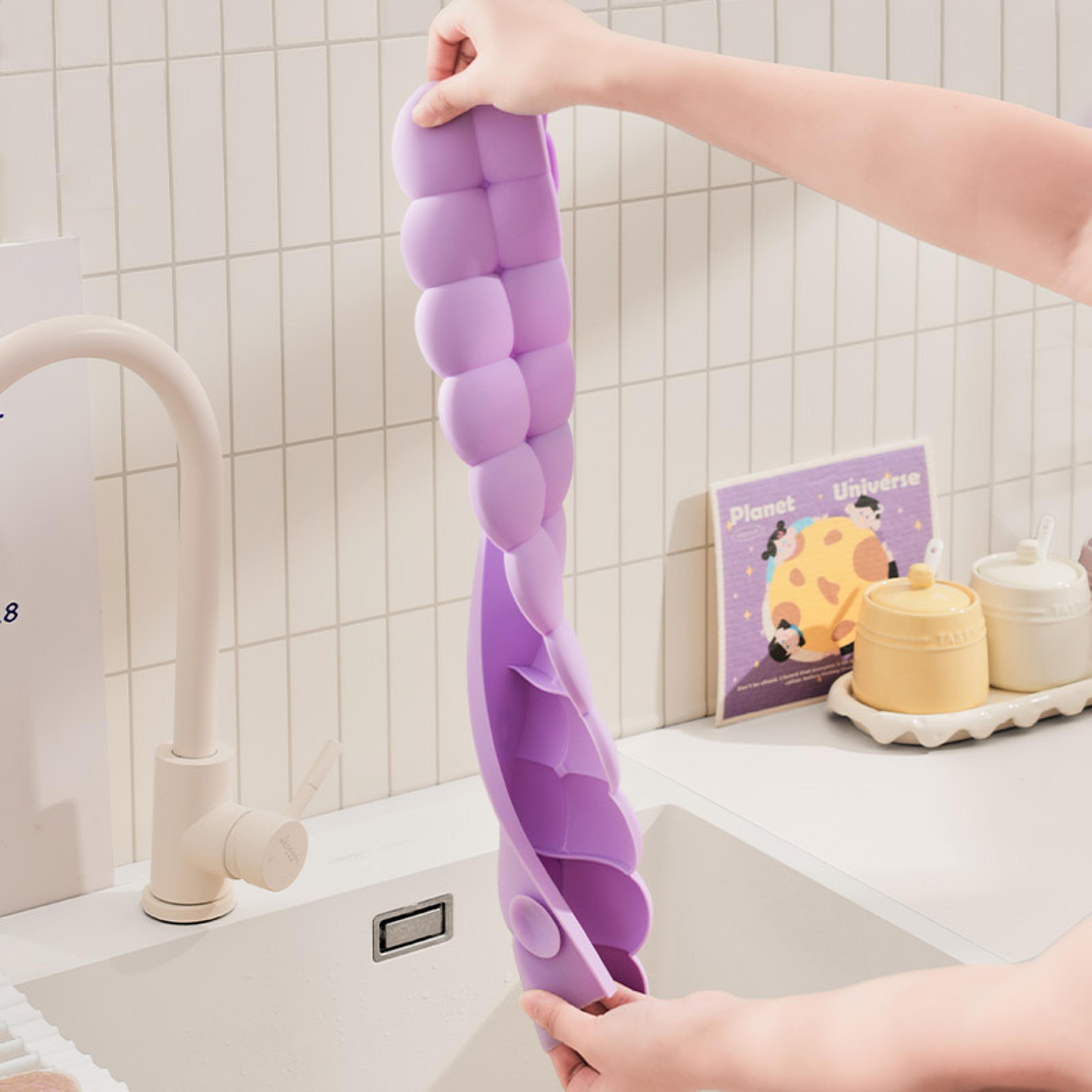 Premium Silicone Sink Splash Guard  Kitchen Sink Splash Protector 3