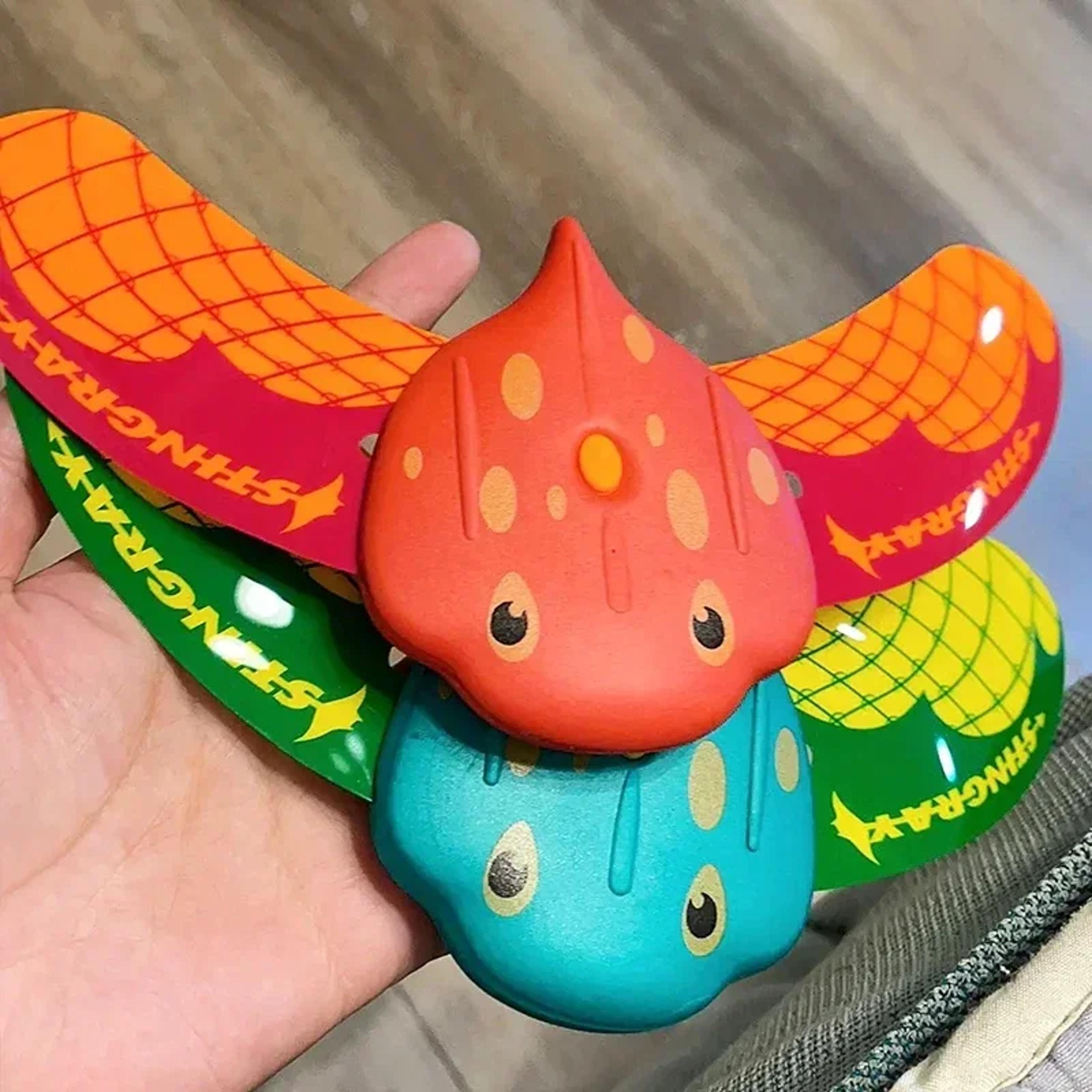 Manta Glide Water Splash Ray Toy For Kids Pool  Beach Fun 5