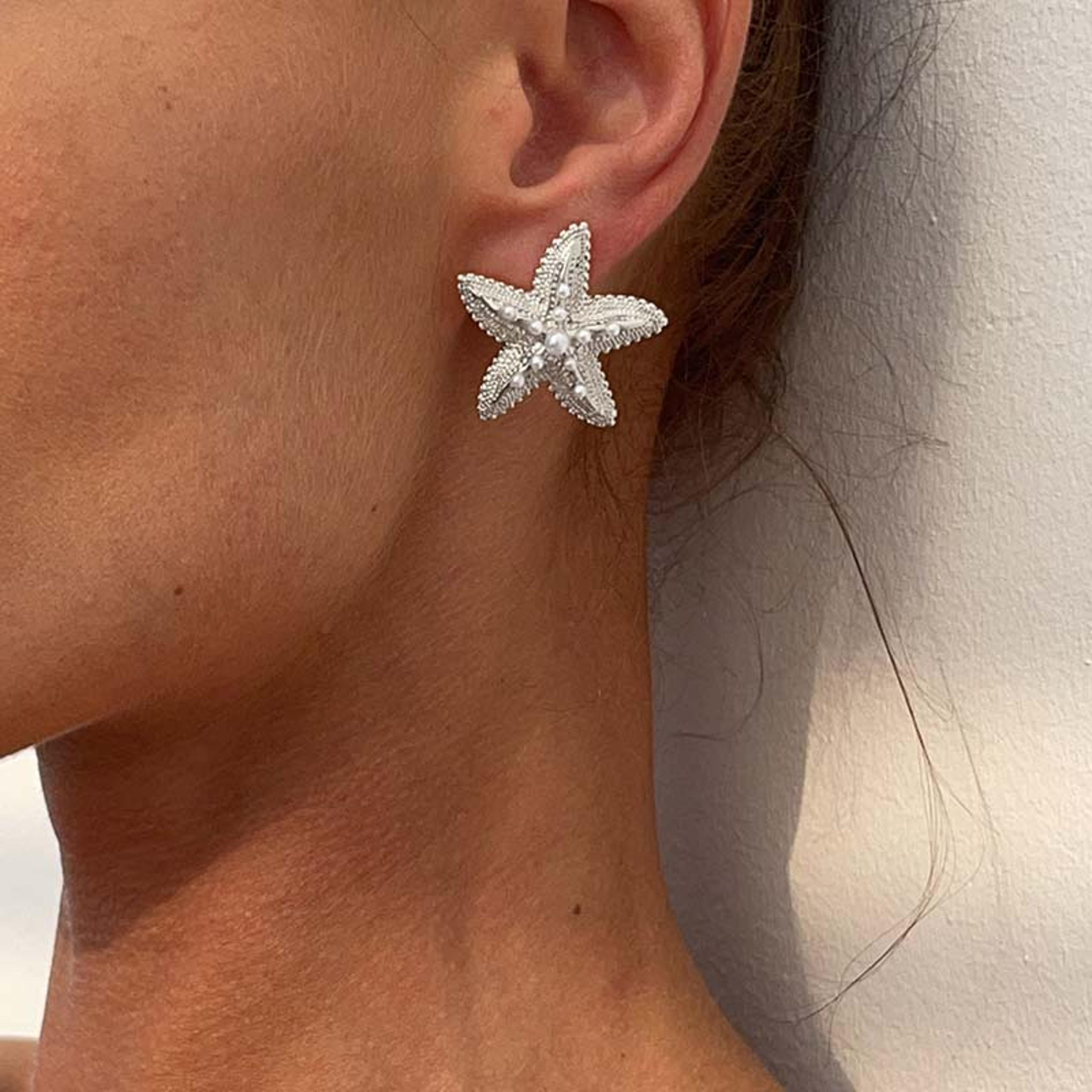 Pearl Starfish Stud Earrings For Women Gold Beach Earrings With Coastal Charm 1