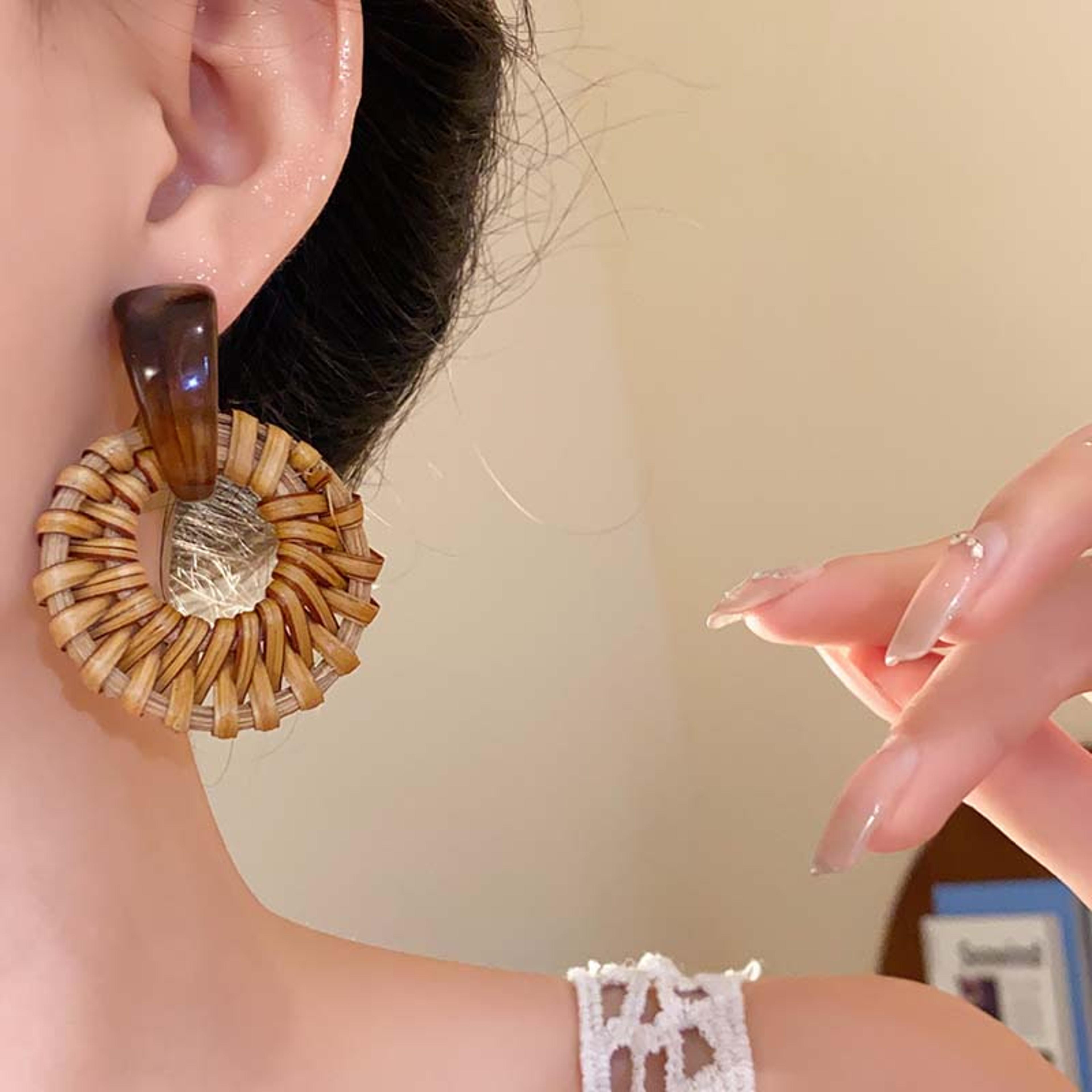 Vintage Rattan Earrings Boho Woven Hoop Statement Earrings For Women 2